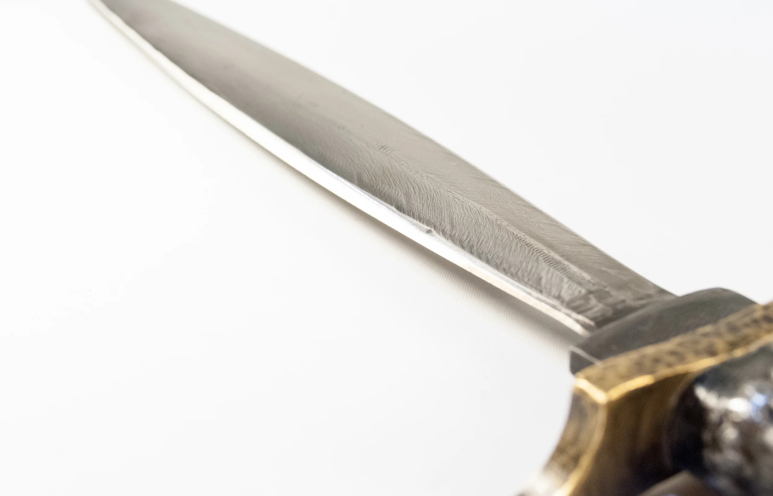 Molten Metal Dagger-4.jpg