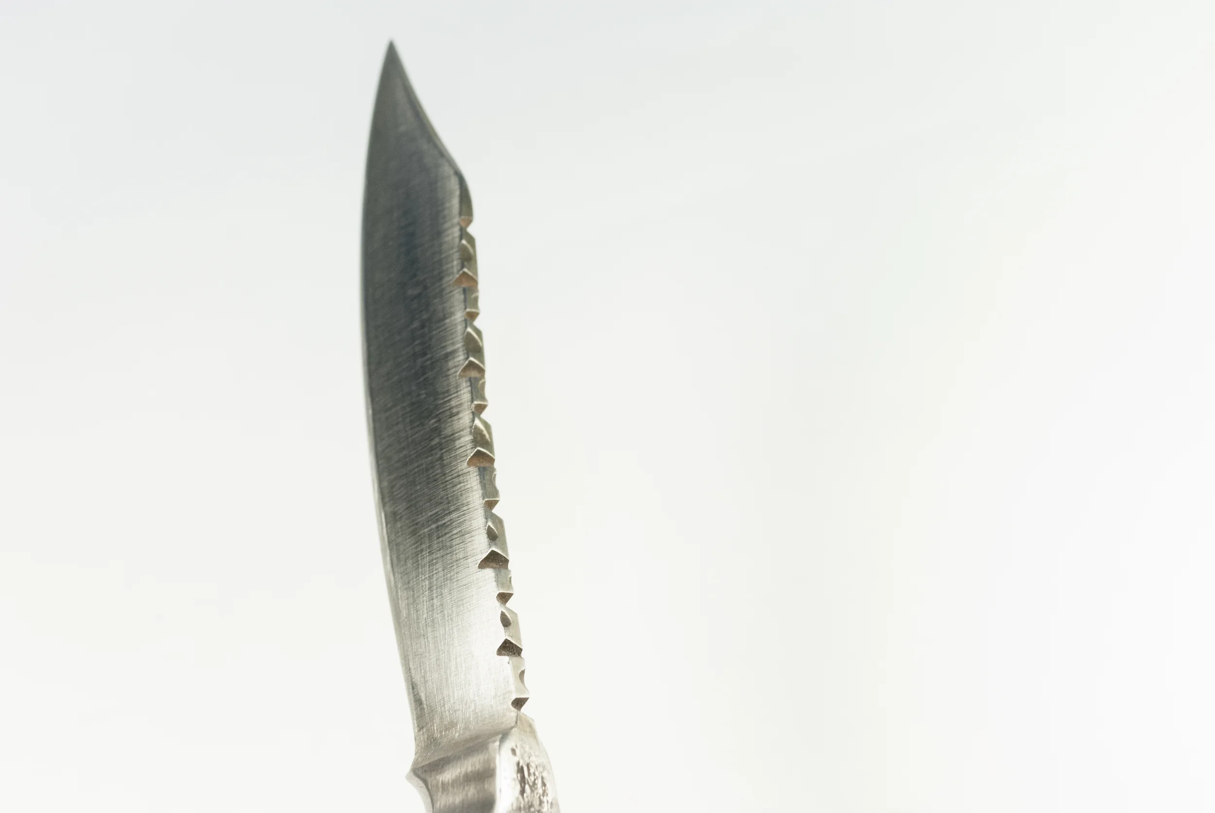 Small Twisted Knife-7.jpg
