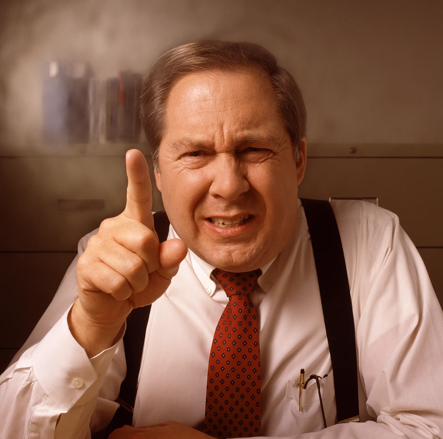 Pointing Man_MASTER_1500.jpg