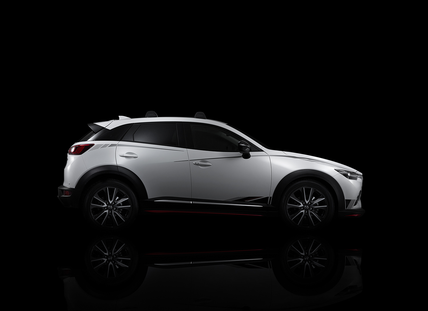 cx3 side blk final.jpg