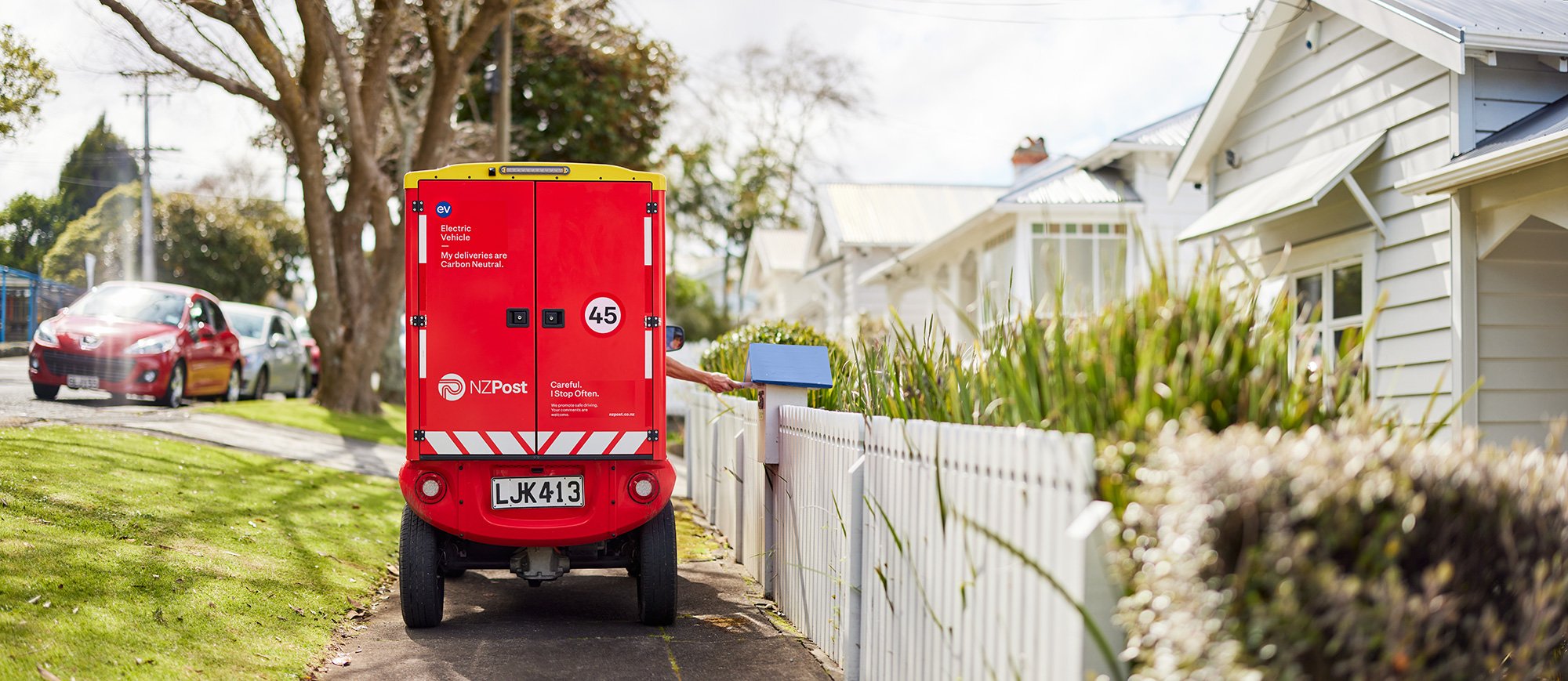 NZ-Post---Consumer-Delivery-September-2022-(Final-Selects)-35b.jpg