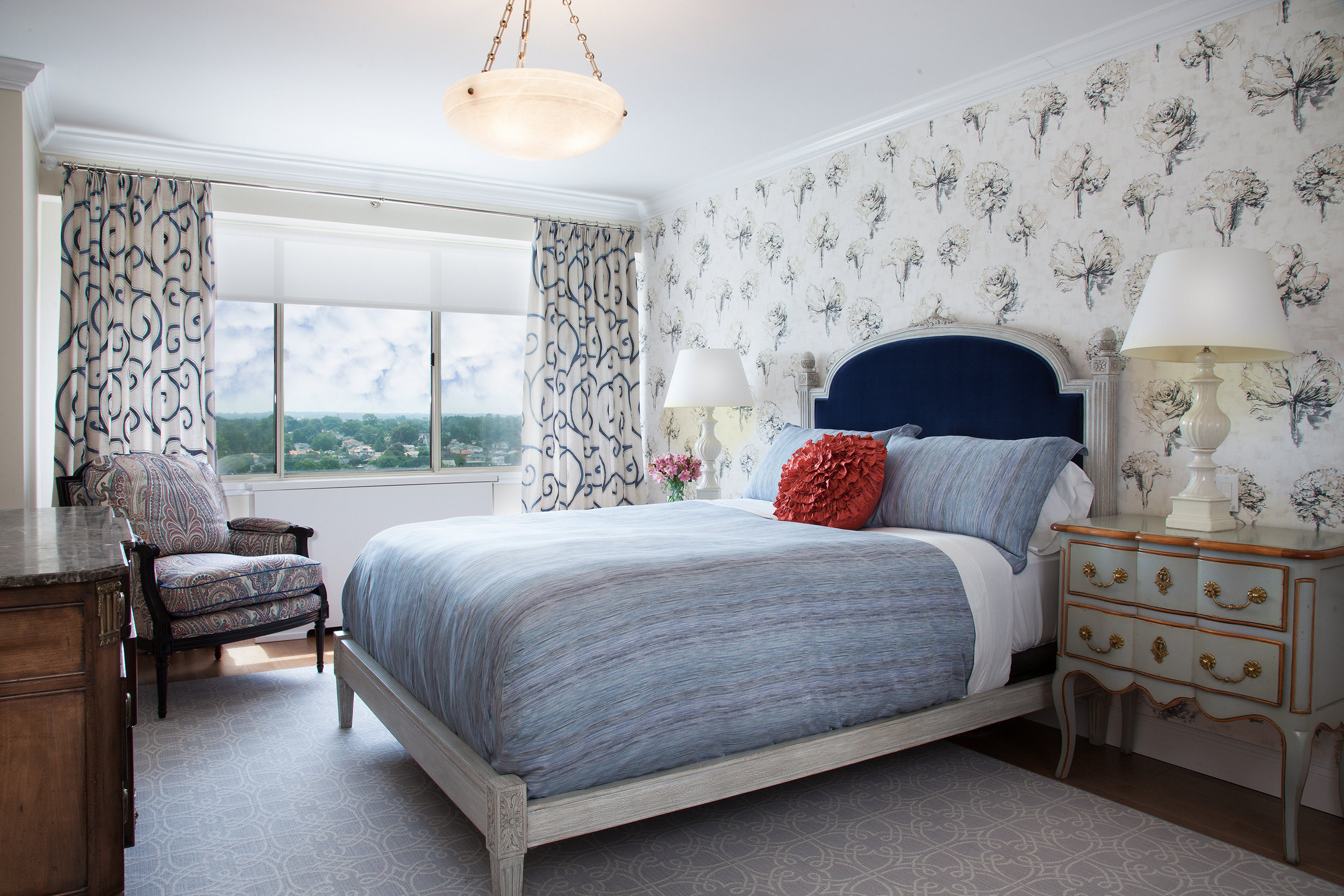 Contemporary Traditional Bedroom Design EVELYN-BENATAR-NY-INTERIOR-DESIGN-BAYSIDE-2019-©-JONATHAN-R.-BECKERMAN-PHOTOGRAPHY--79.jpg