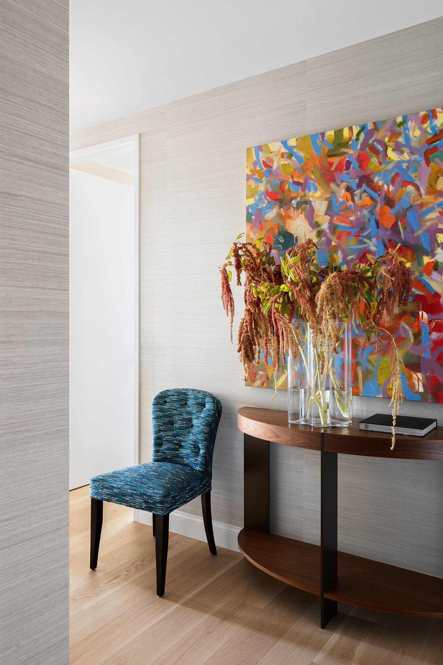  The foyer reflects the owner’s love of color and gives you a glimpse of what’s to come. 