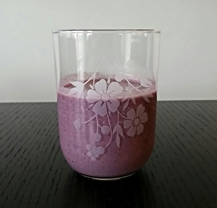 Blueberry Coconut Honey Shake
