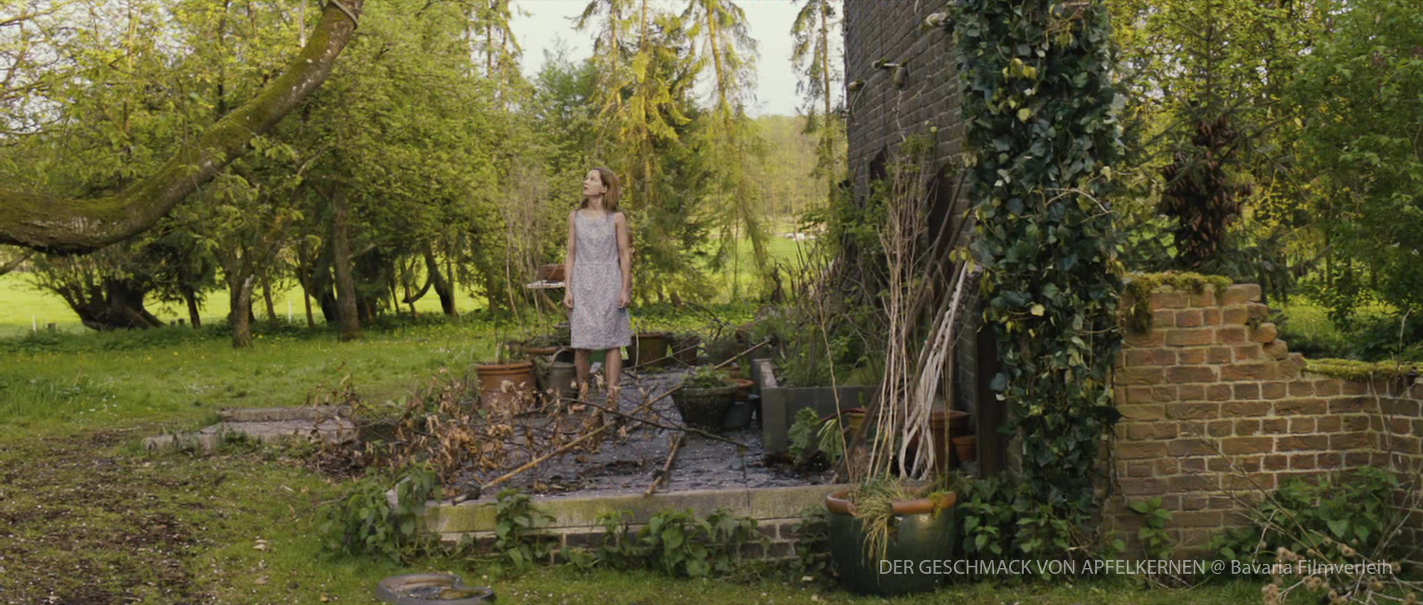 DERDer Geschmack von Apfelkernen Hanna Herzsprung Thomas Freudenthal Szenenbild Produktion Design  Artdirection  Filmsets Setdesigner Hamburg Production Design Szenenbild Germany Berlin