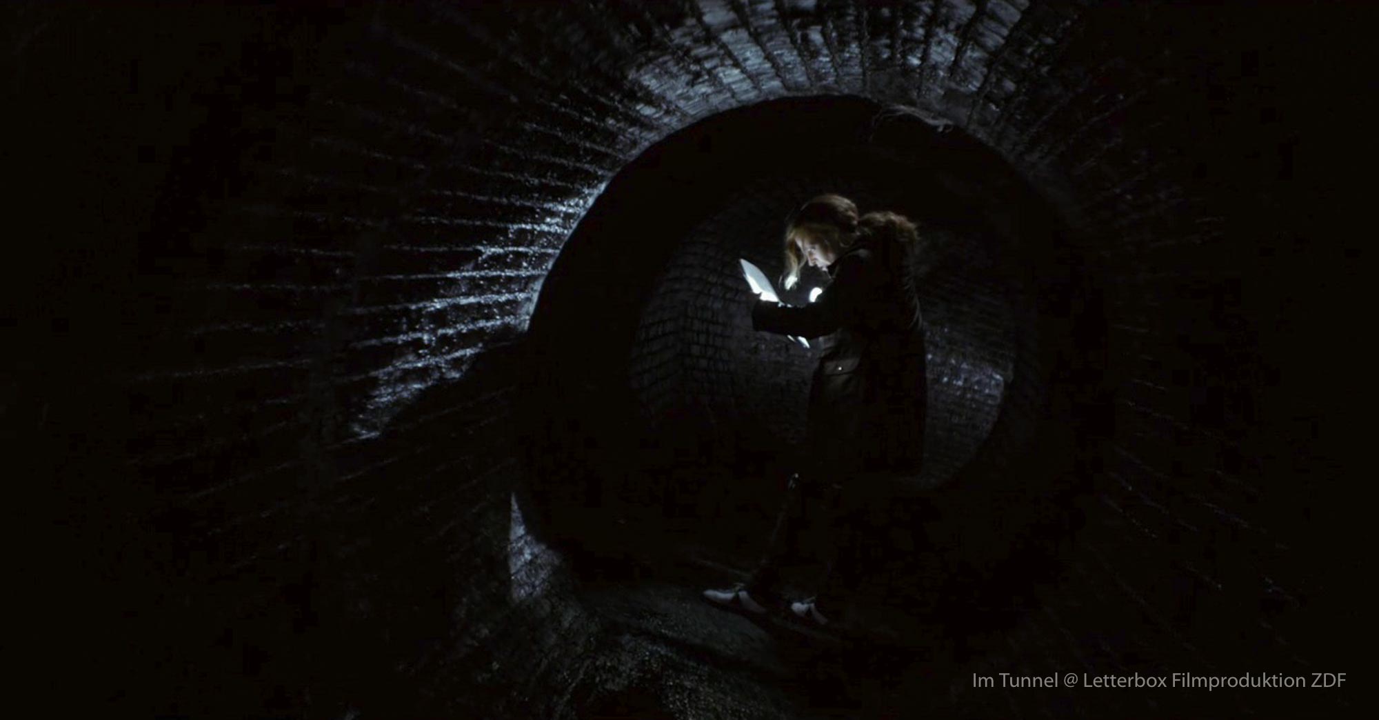 Im Tunnel Szenenbild Thomas Freudenthal Regie Kai Wessel