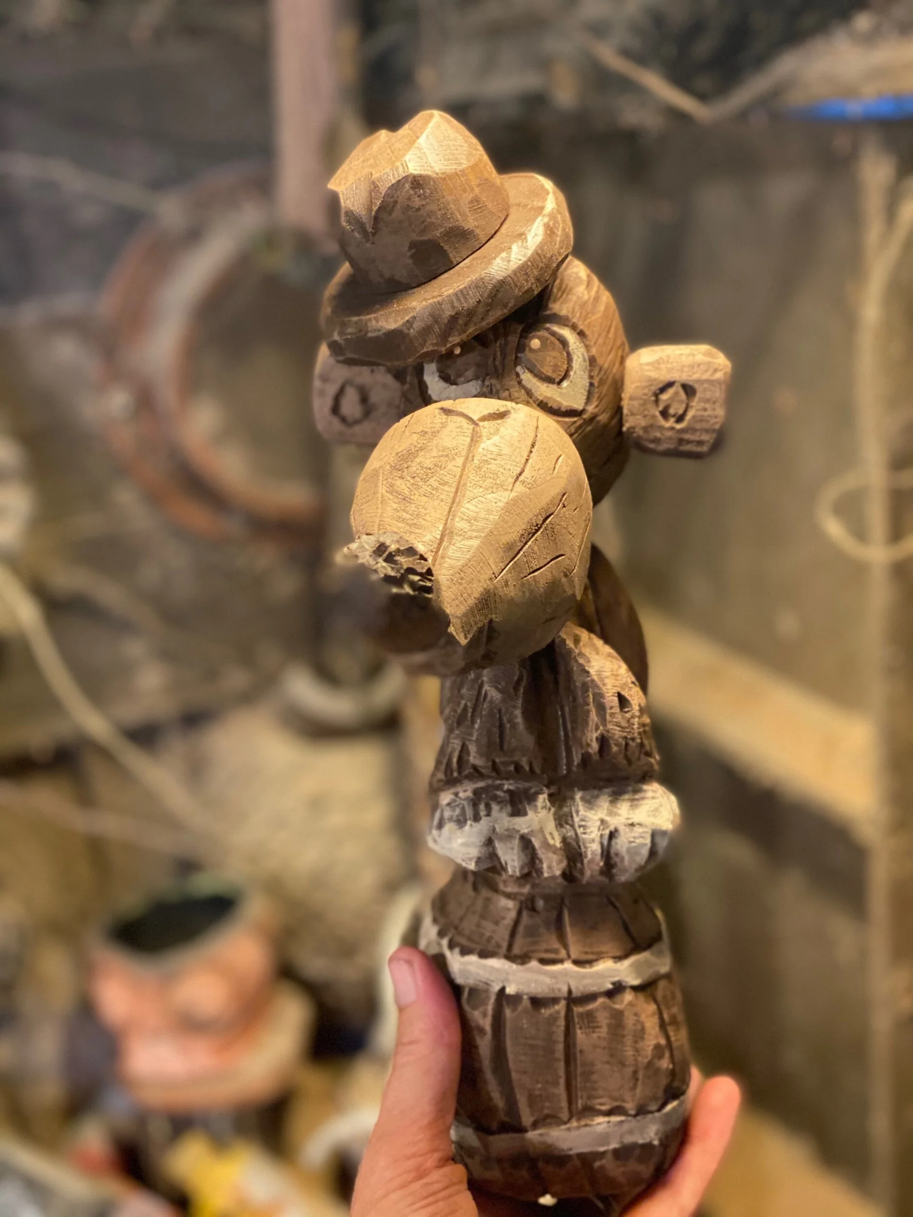 13AA5356-5FE2-40AA-B3D8-7436E9DEEE72