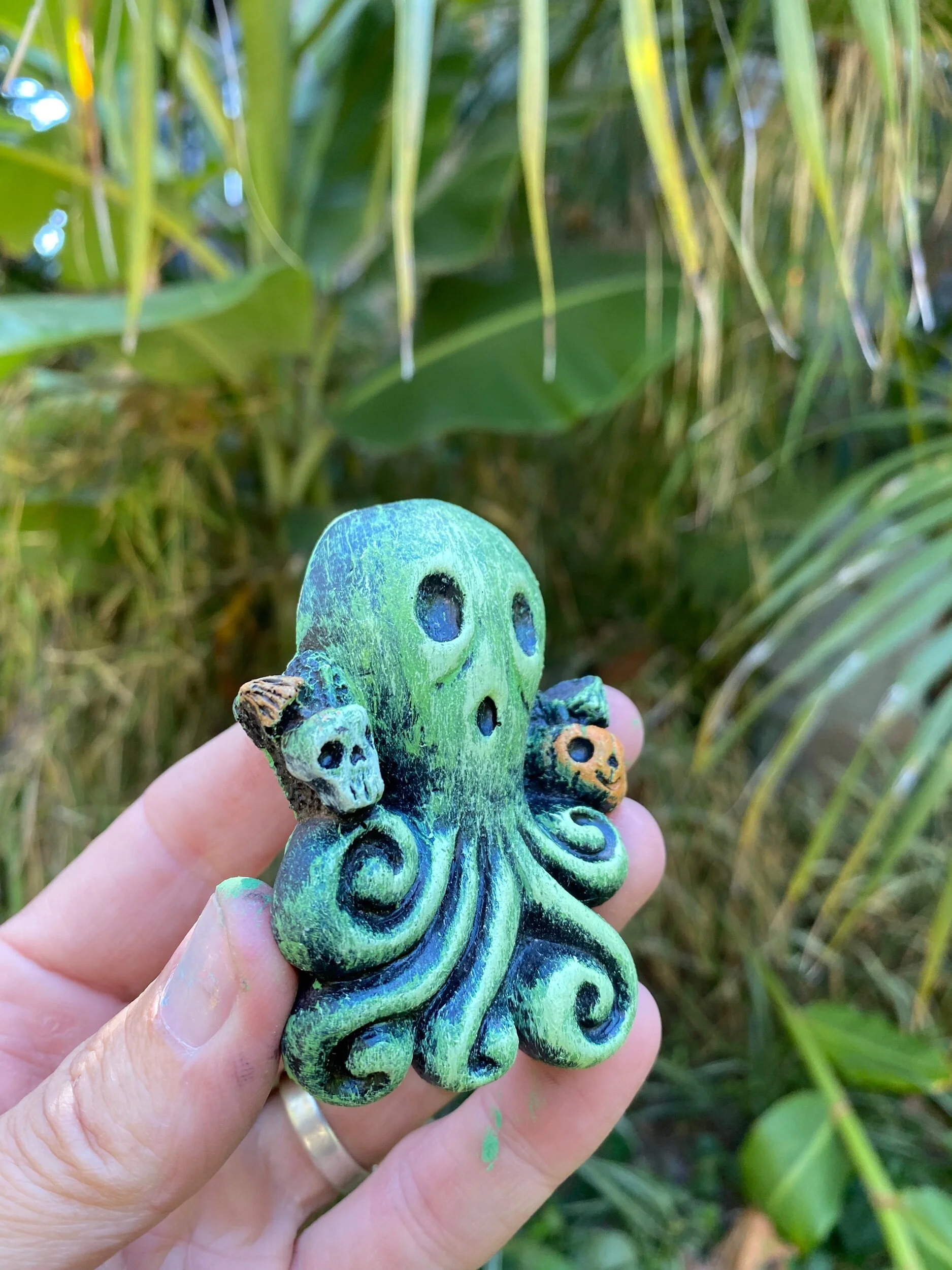 48568023-A07E-4A24-BF40-80B27F8BED49