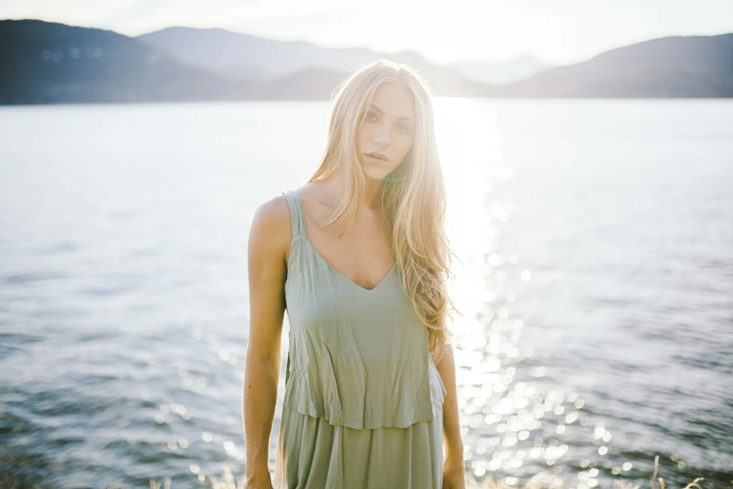 Portraits of Jessica Sipos in Vancouver (Whytecliff Park), Hopeless Romantic Photography (Vancouver Wedding and Portrait Photographer)