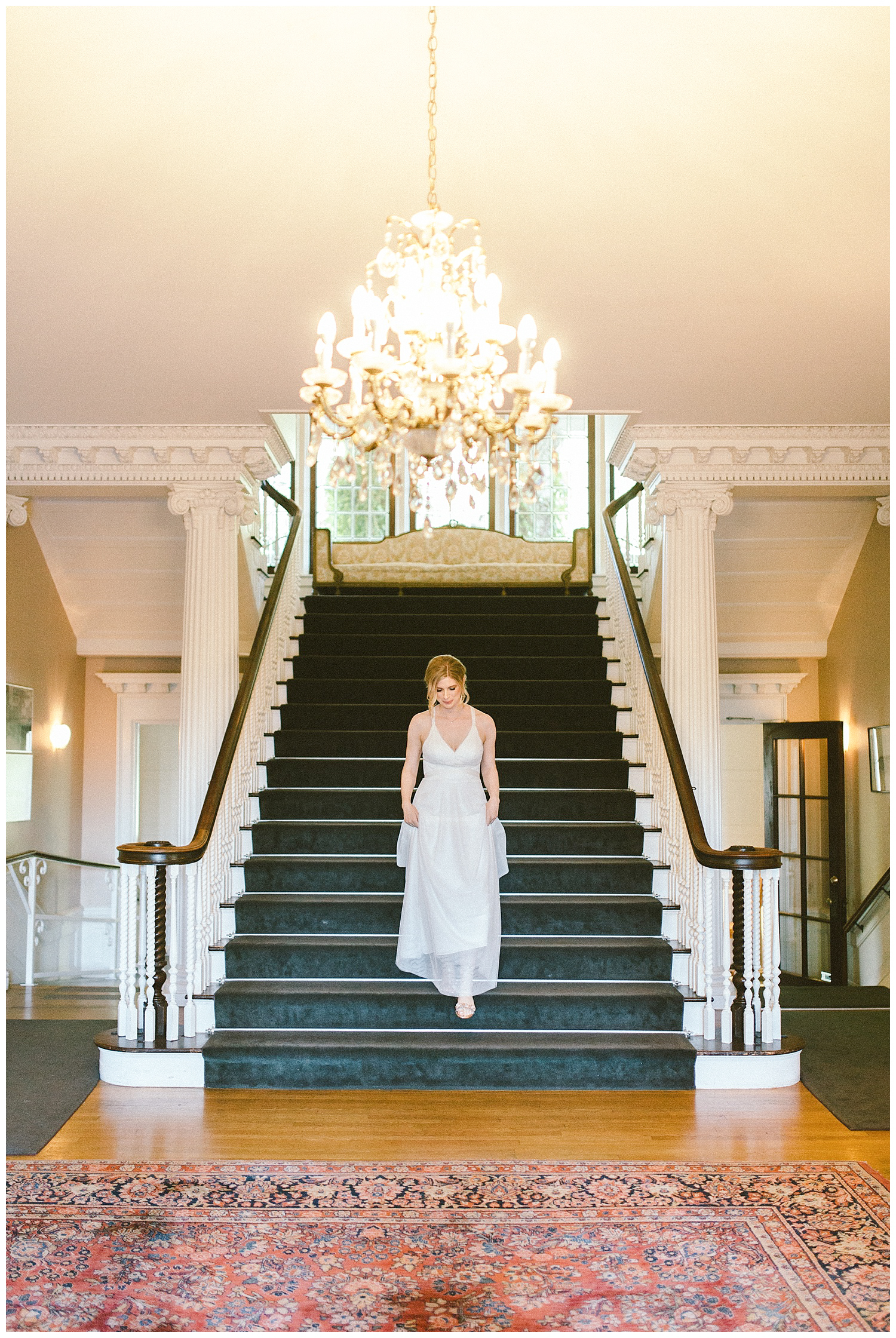 Morgan walking down, right before the first look.
