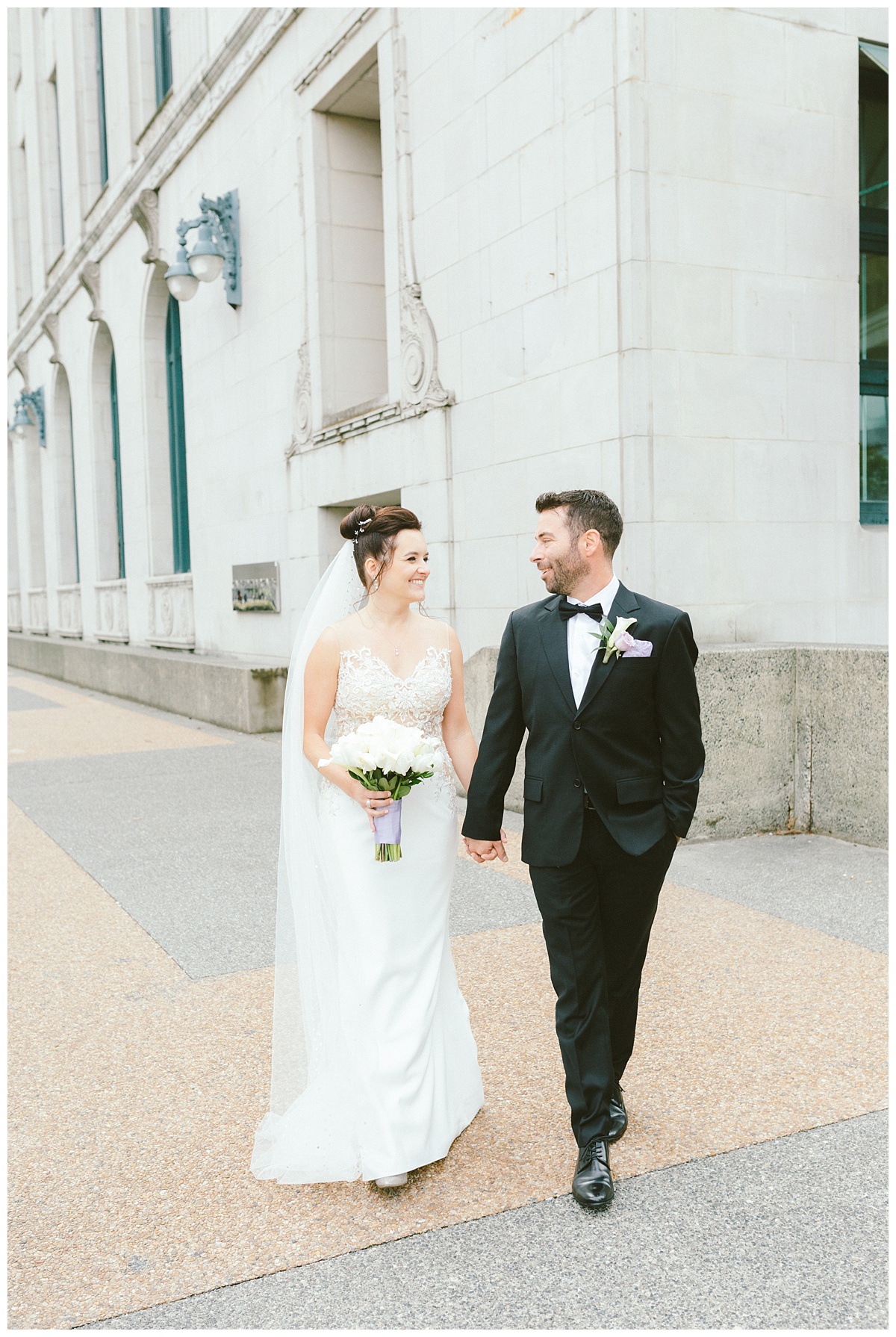  Wedding prewedding photos downtown Vancouver BC (Gastown) 