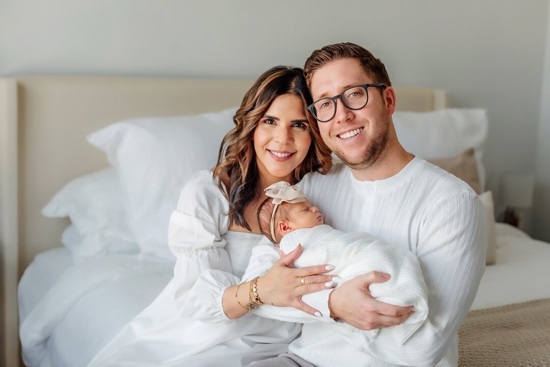 Celebrating the genuine joy, love, and beautiful chaos that comes with welcoming a brand new babe. These moments are the heartbeats of a family's story, and it's an honor to freeze them in time. Here's to laughter, cuddles, and the beginning of a lif