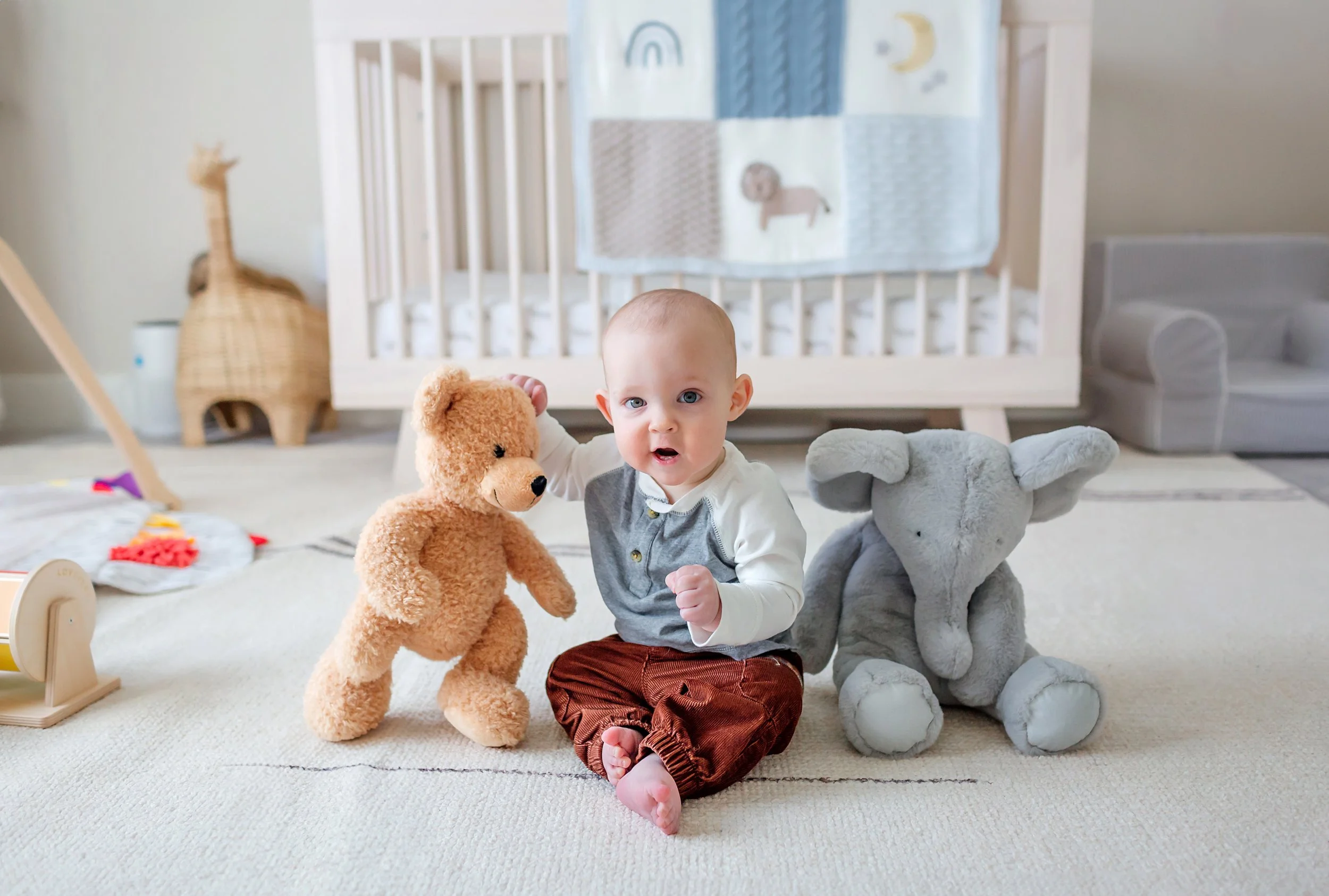 Denver Sitting Milestone Baby Photos | Bonnie Brae Baby Photos