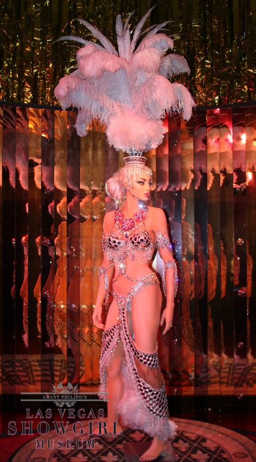 What is a Las Vegas Showgirl? – Las Vegas Performing Arts