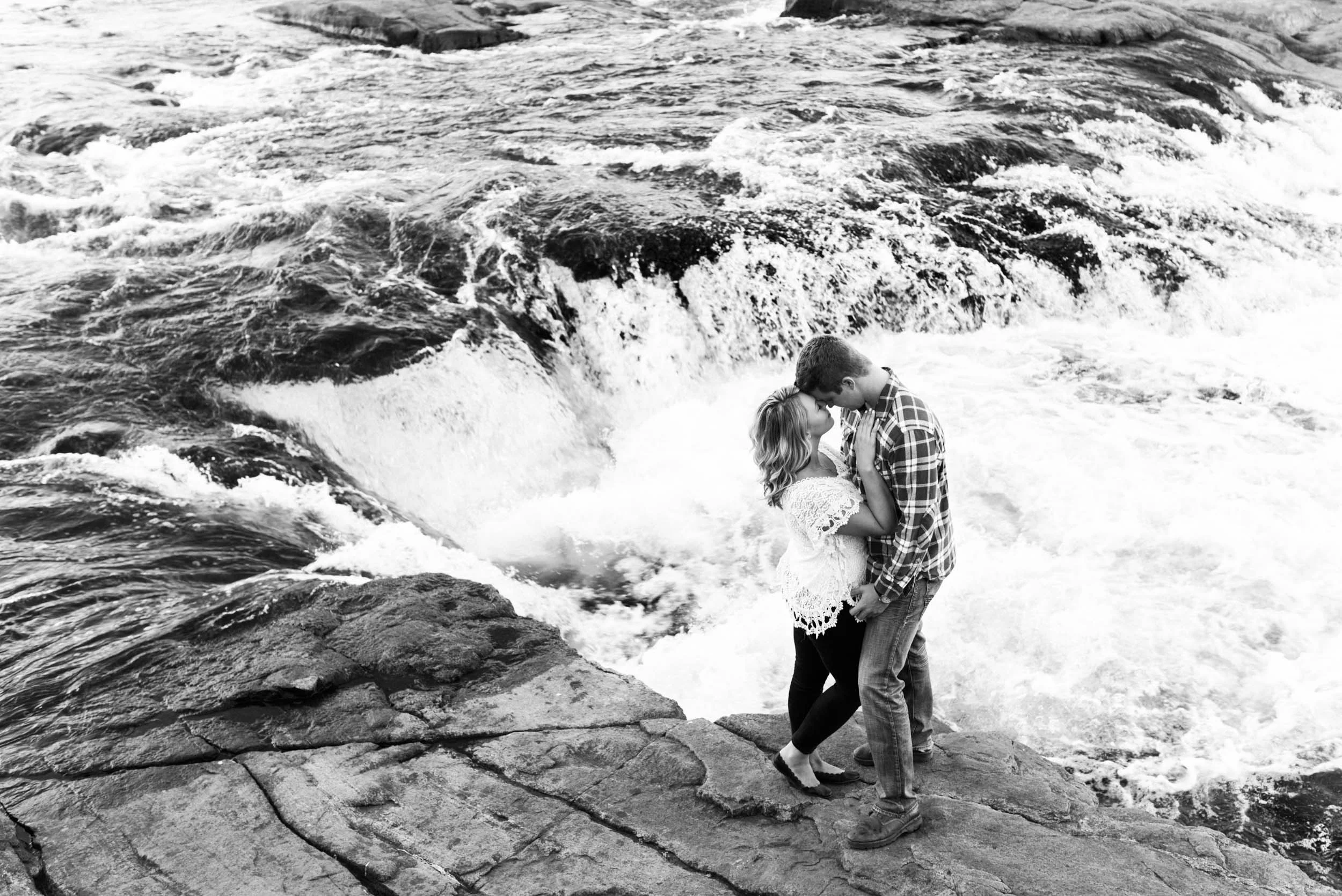 Burleigh-Falls-Engagement-1.jpg