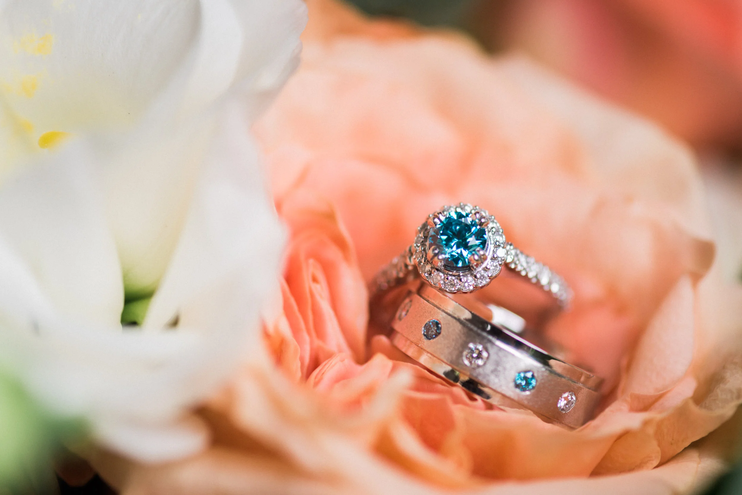Unique-Wedding-Ring-Toronto-1.jpg