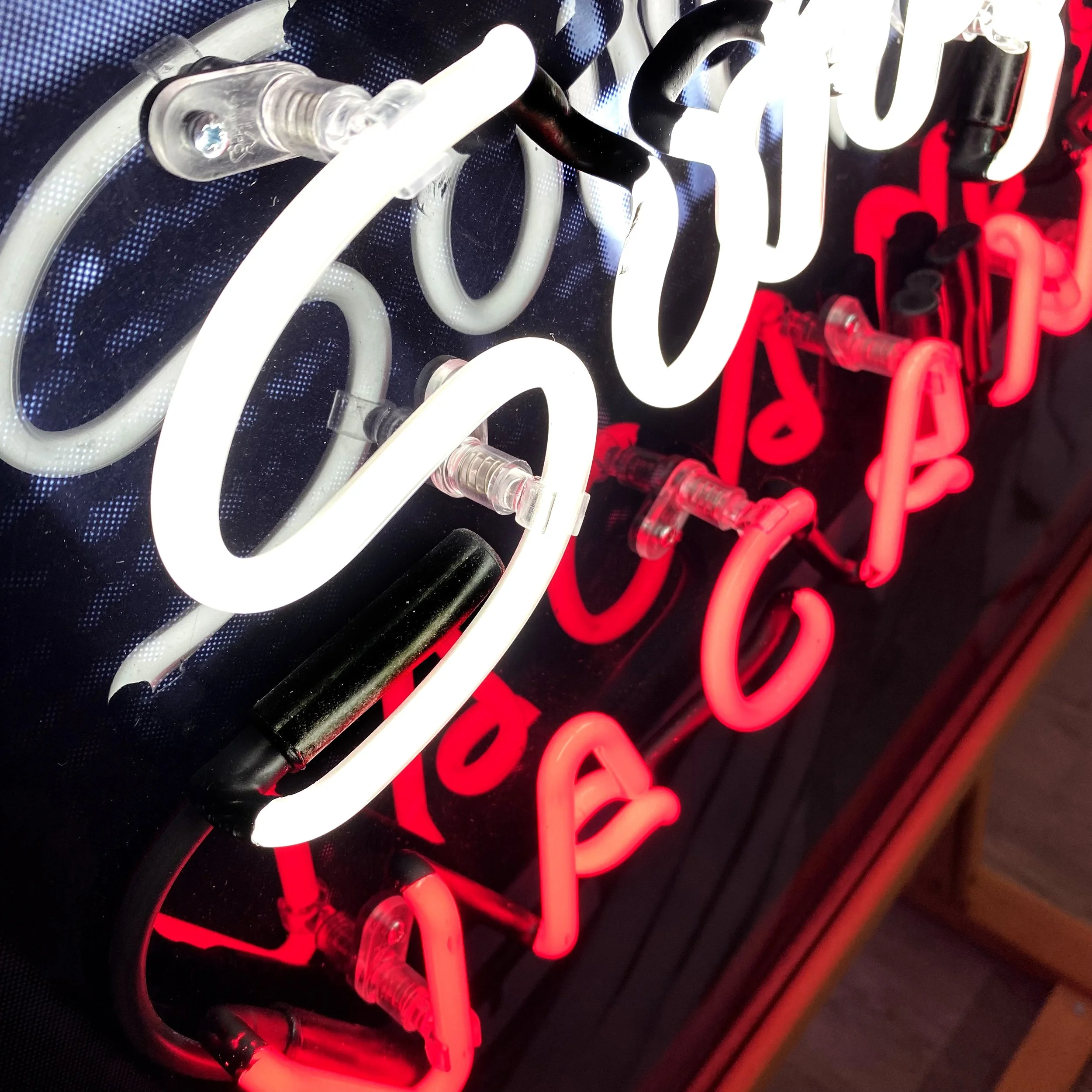 Louis Sidoli Artist Neon Art Elvis Presley Heartbreak Hotel