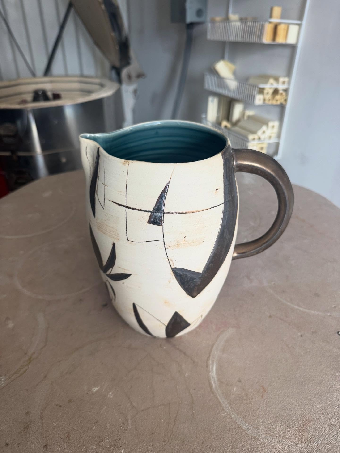 Good morning! Happy Kiln opening today with fresh Magnolia Pitcher&mdash; porcelain with rainforest green and bronze glazes ✨😊

#porcelain #madeincharleston #handmade-pitcher