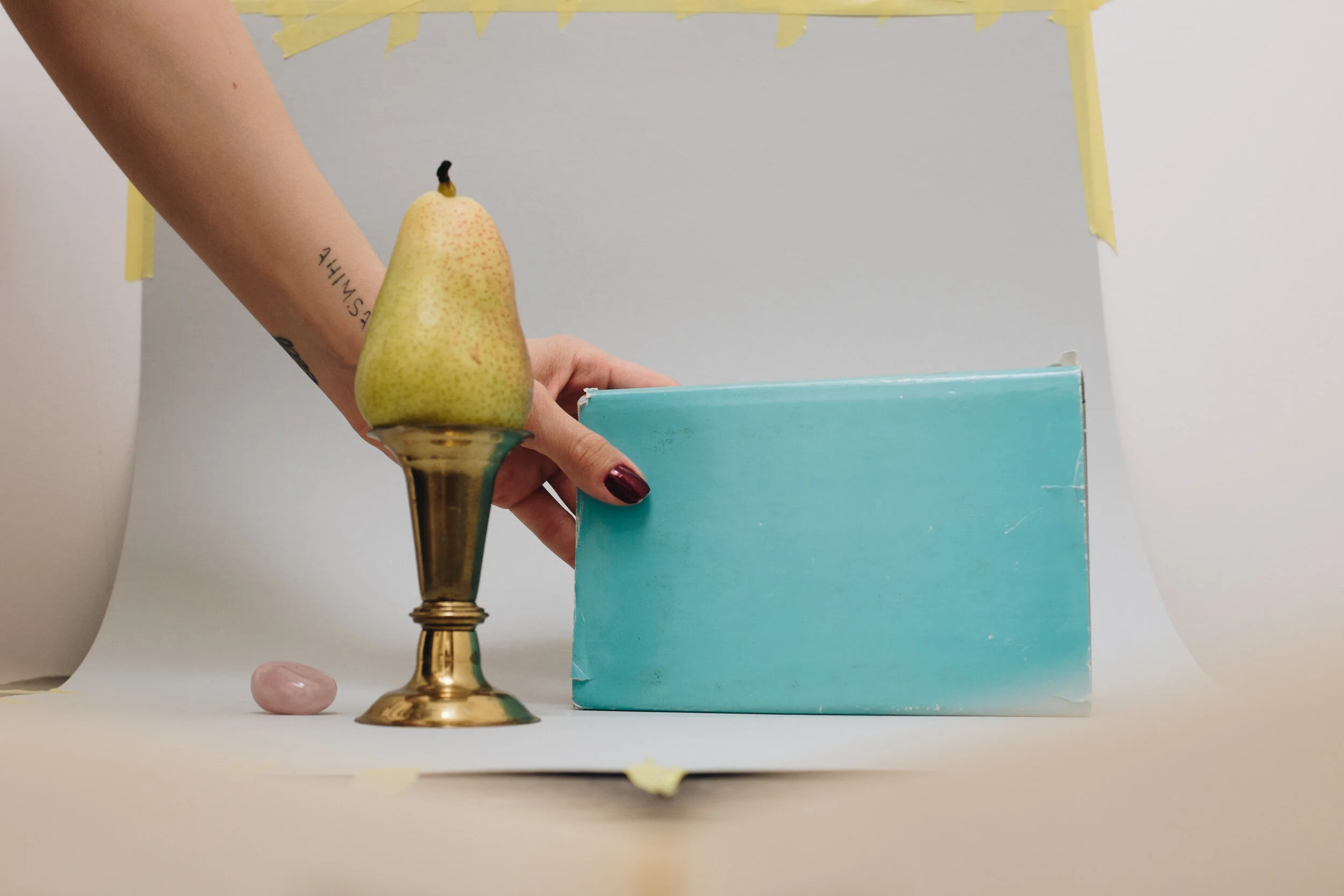 Testing, testing, testing. Photo taken with a 24mm - a wide-angle lens. Note how the door behind my set also appears - this lens provides a wider field of vision.