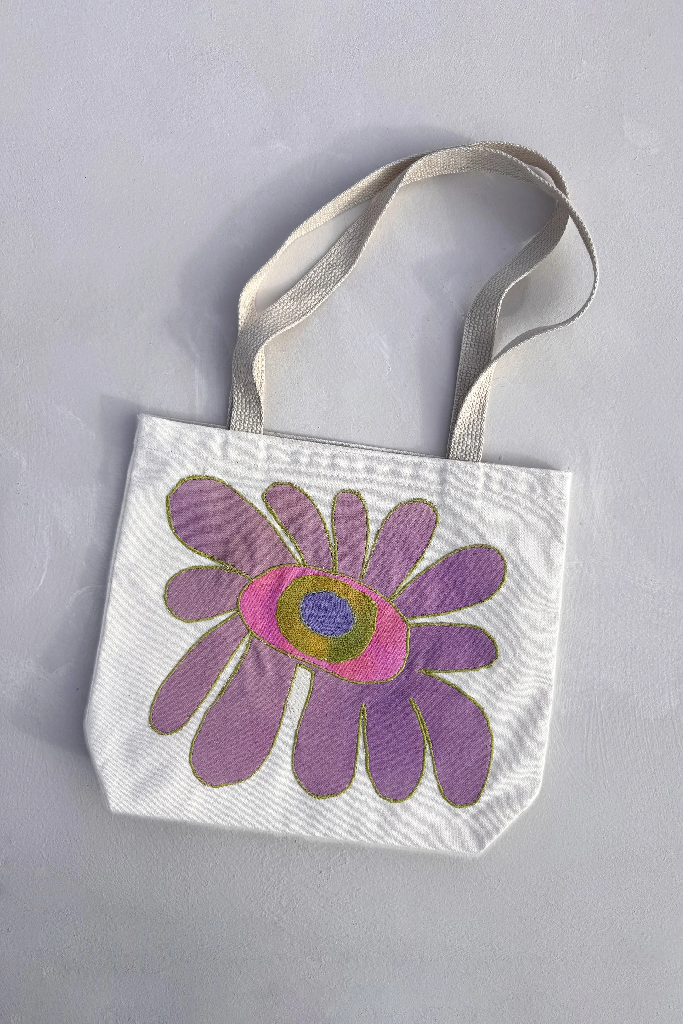 Purple tote 01.jpg