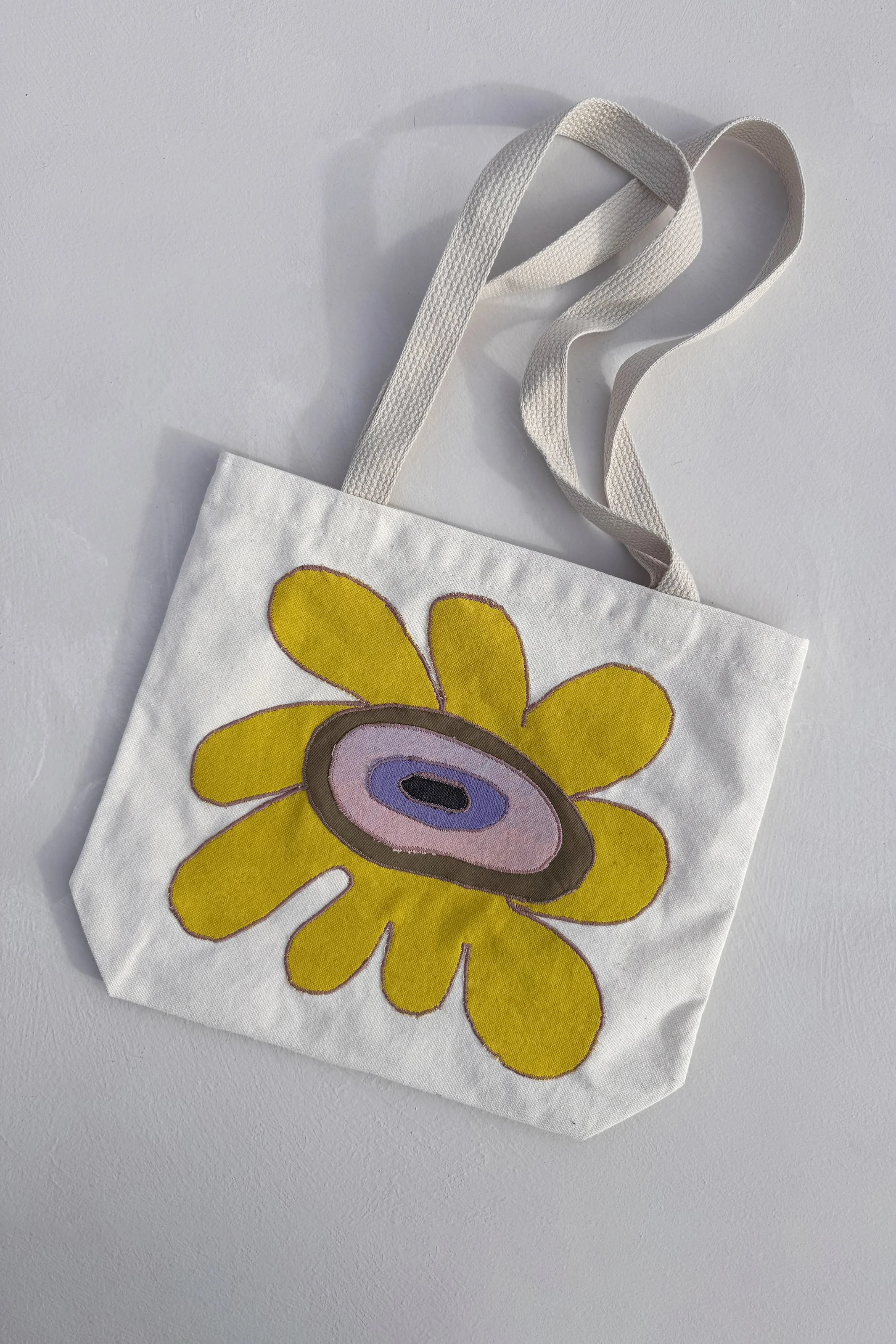 Light yellow tote 01.jpg