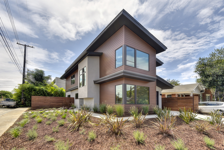 REAL-ESTATE-EXAMPLE - #1 