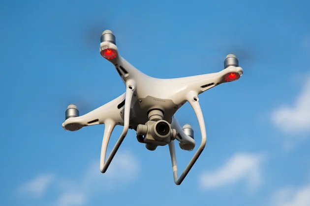 drones-dji-phantom-4-pro-lowres-7489.jpg