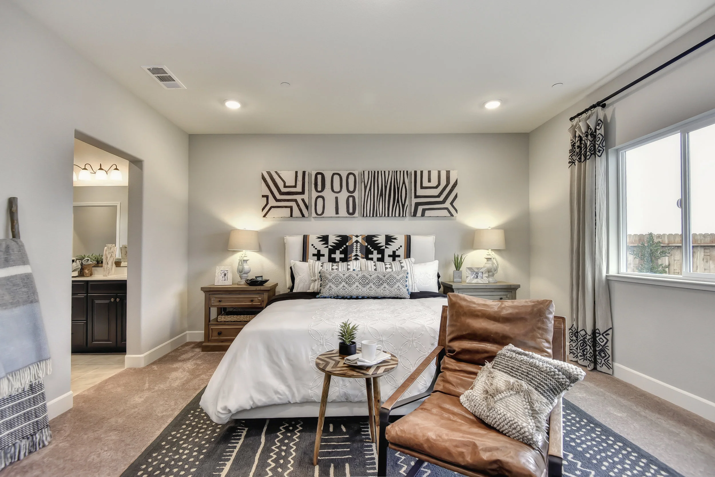 Virtual Tours - DR Horton - Freedom Homes - Plan 2376
