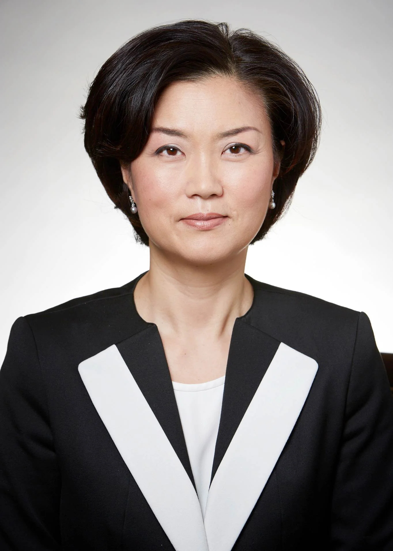 Era Jacqueline Yoo