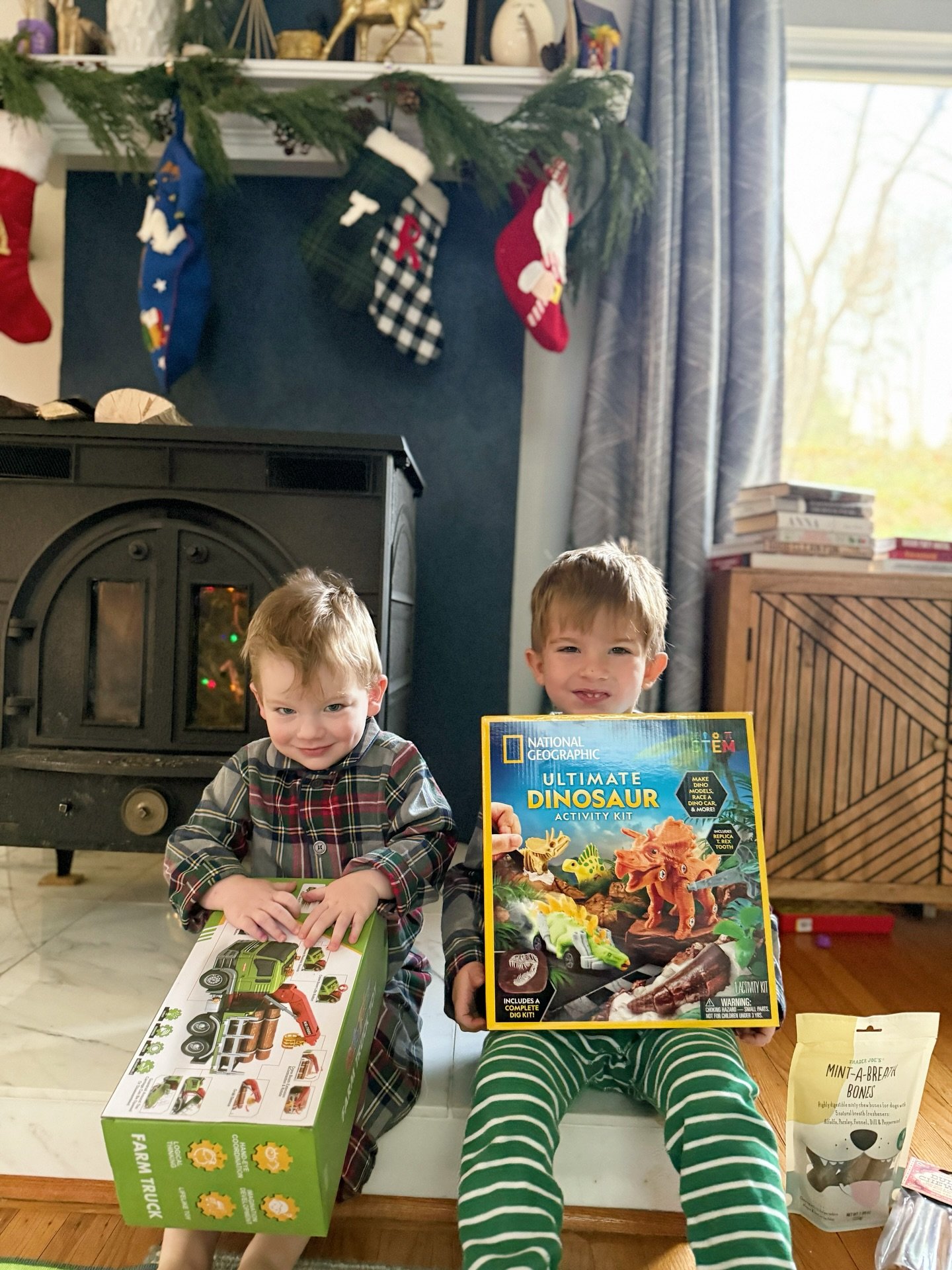 Christmakkah Joy - a December to Remember 💃🏻🎄🎅🕎