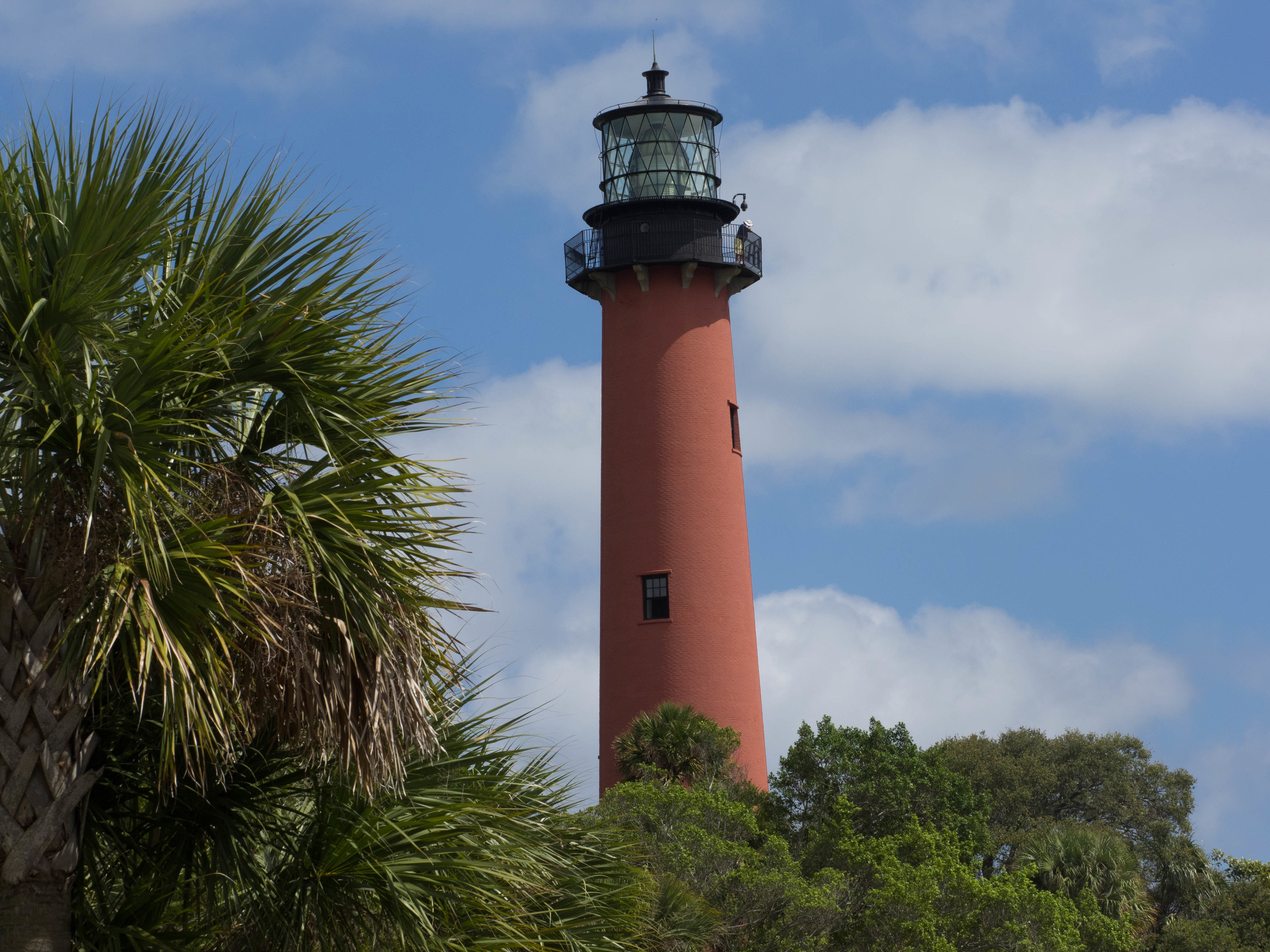 lightouse.jpg