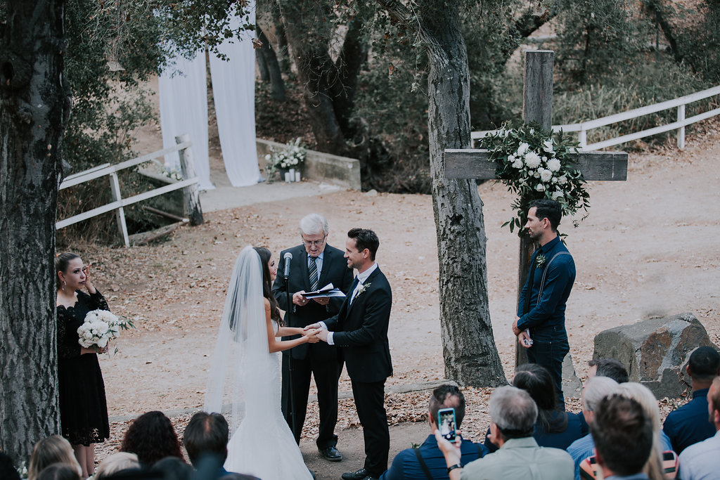 ceremony flowers 5.jpg