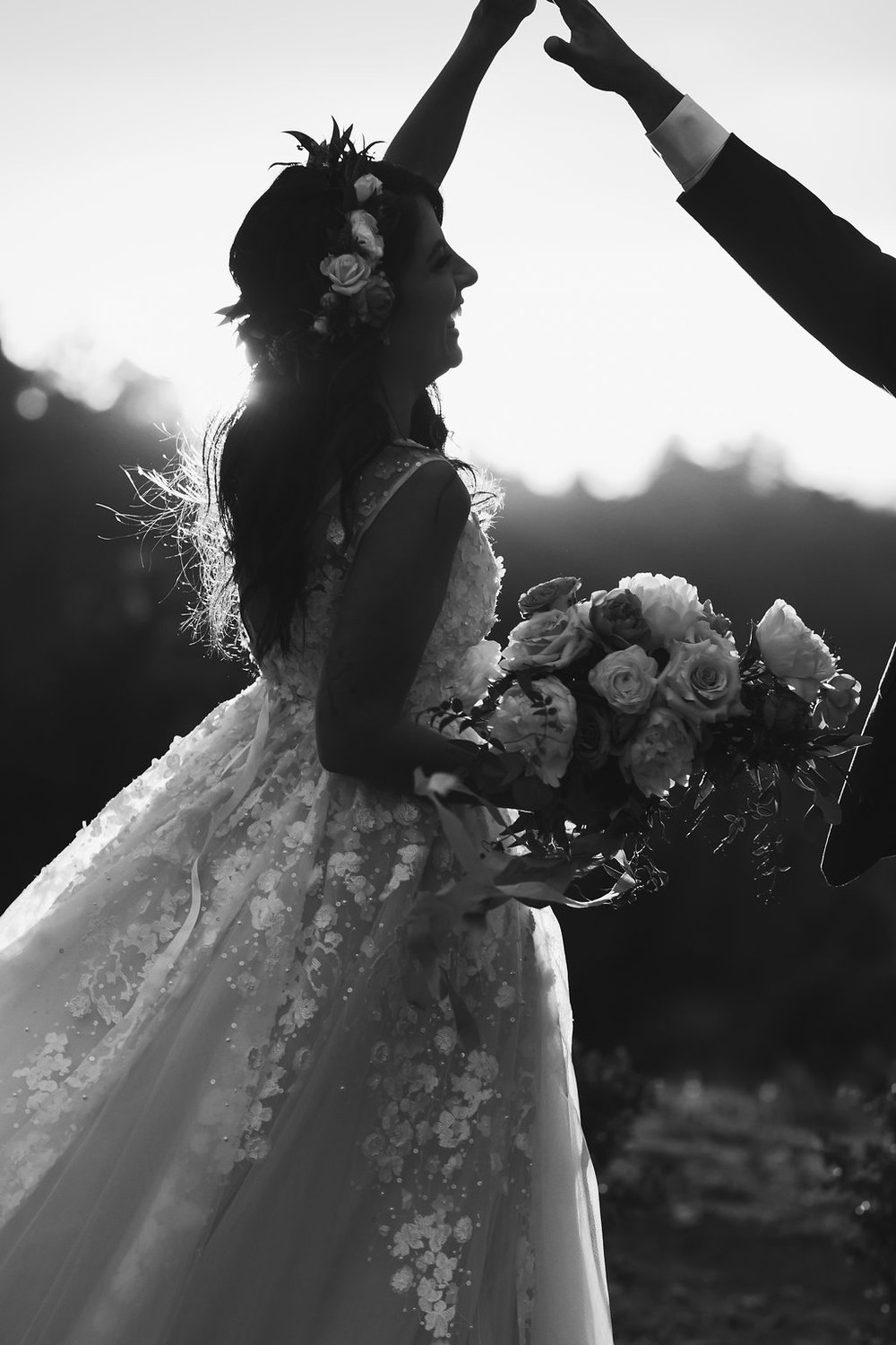 bride and groom flowers -207.jpg
