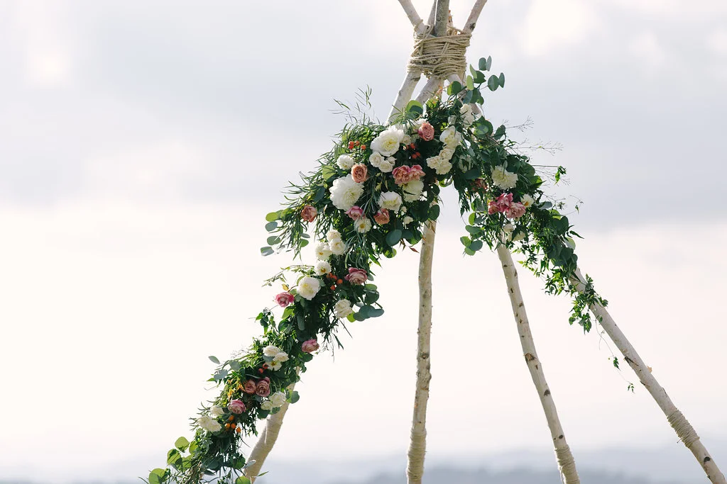 ceremony flowers -30.jpg