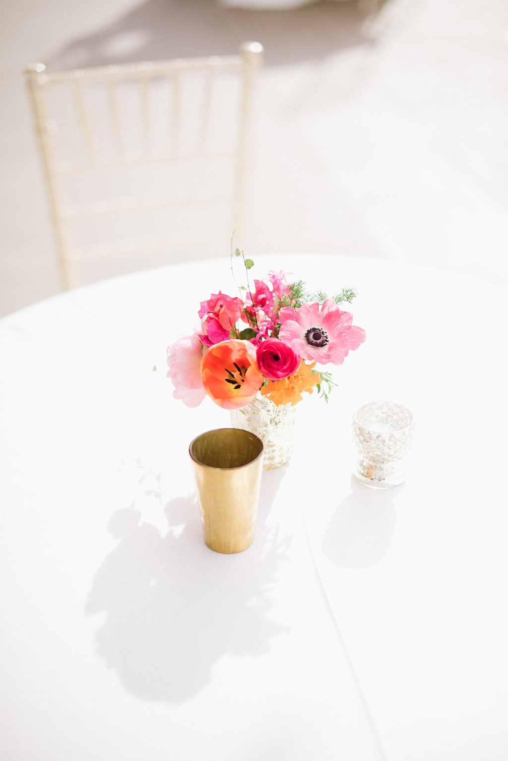Cocktail Table Flowers-433.jpg