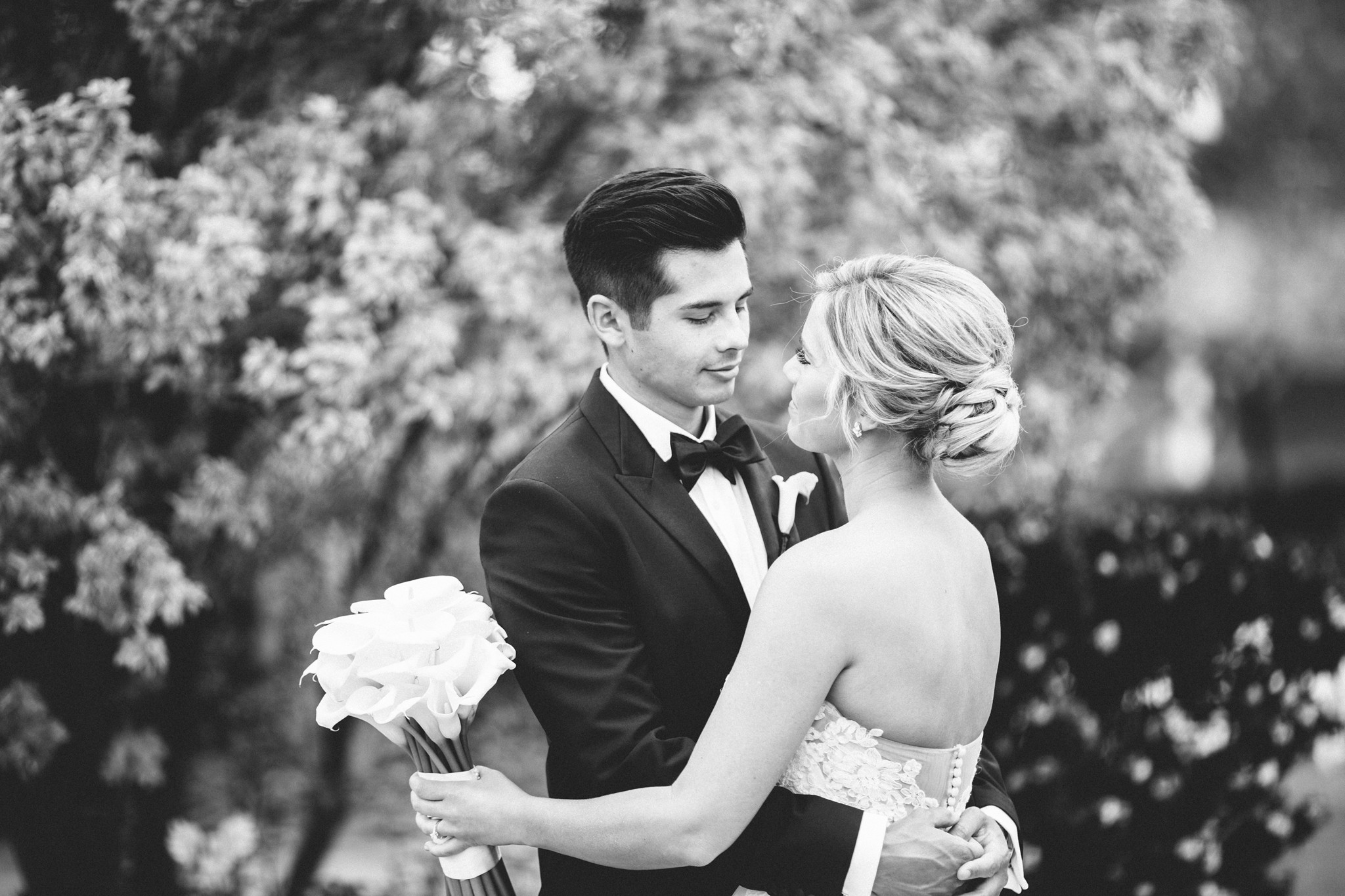 7 THEDELAURAS_THE_INN_AT_RANCHO_SANTA_FE_WEDDING_BRIDAL BOUQUET_BLOG007.jpg