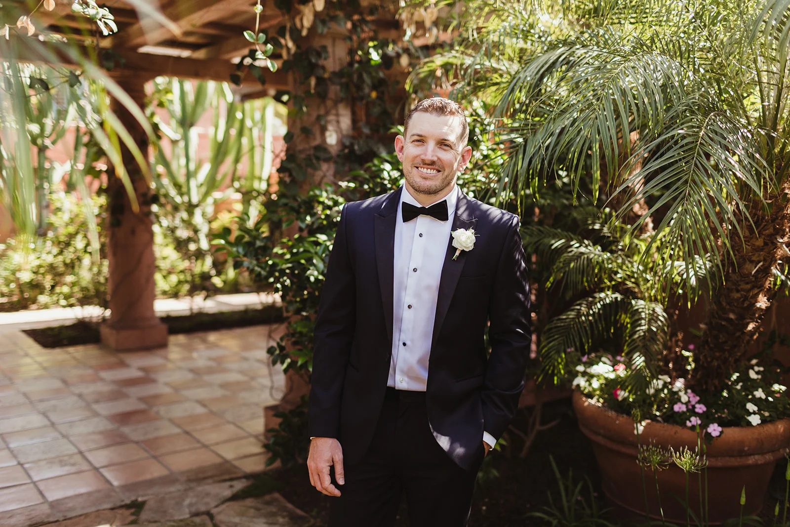 1 boutonniere.jpg