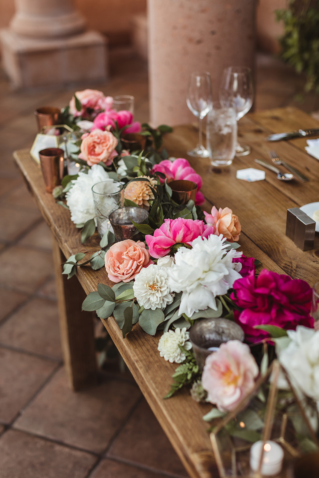 Sweet heart table flowers 3.jpg