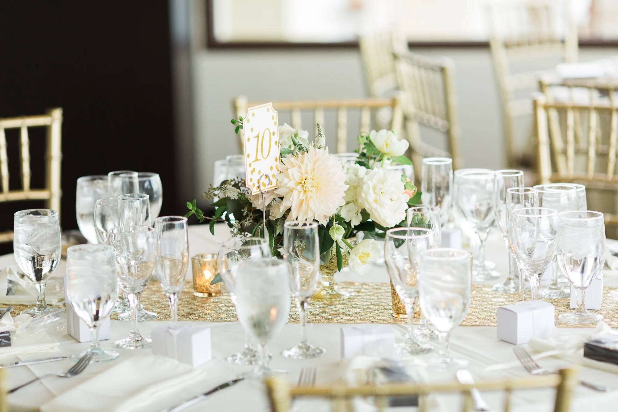 dahlia centerpiece-545.jpg