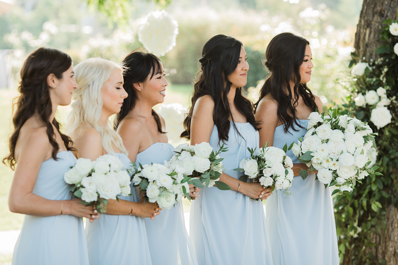 5 bridesmaids bouquet.jpg