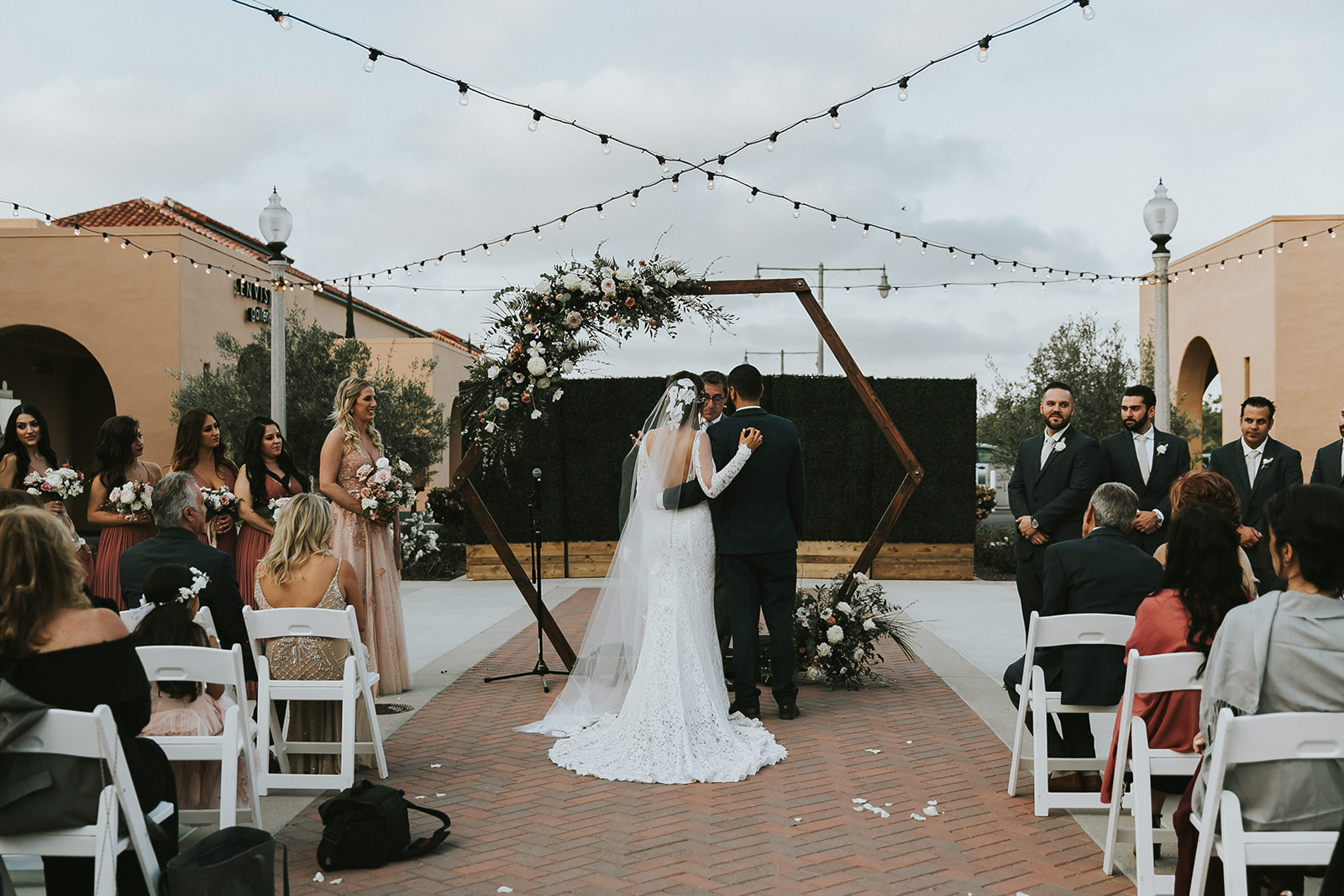 ceremony flowers 4.jpg