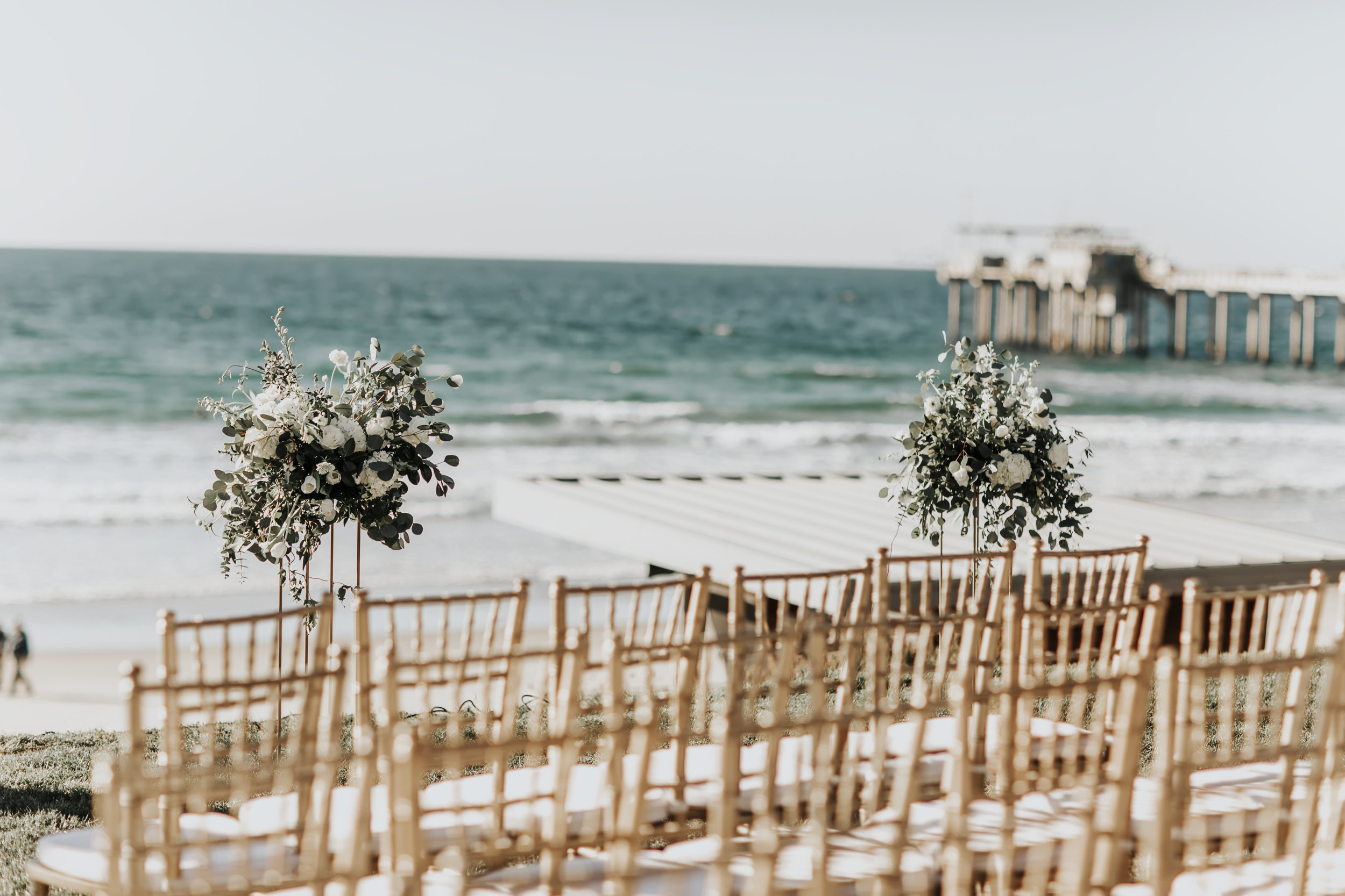 27 beach ceremony flower.jpg