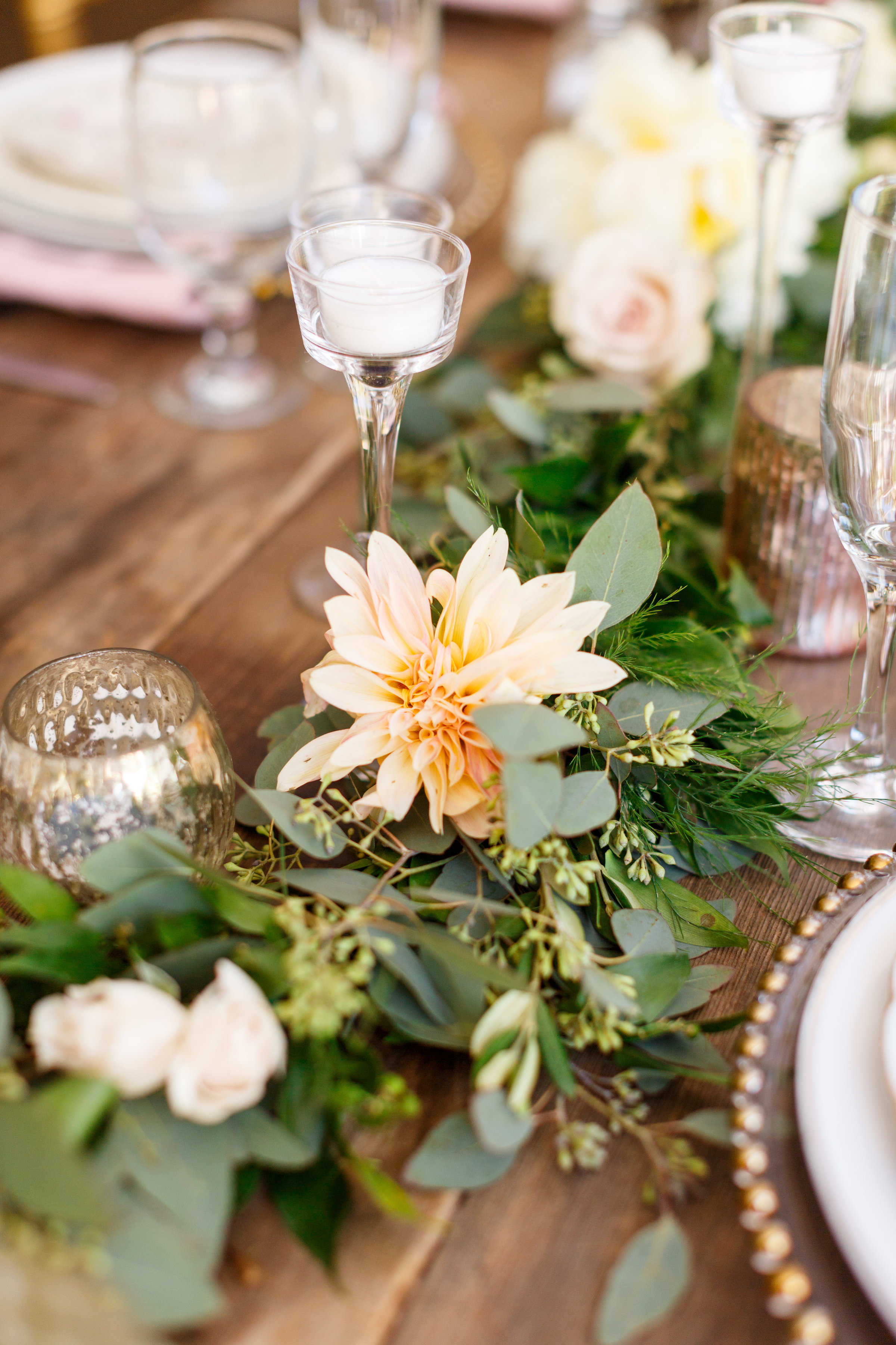 Reception Table Details 4.jpg