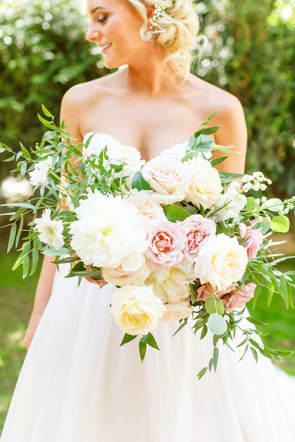 Romantic Bridal Bouquet 2.jpg