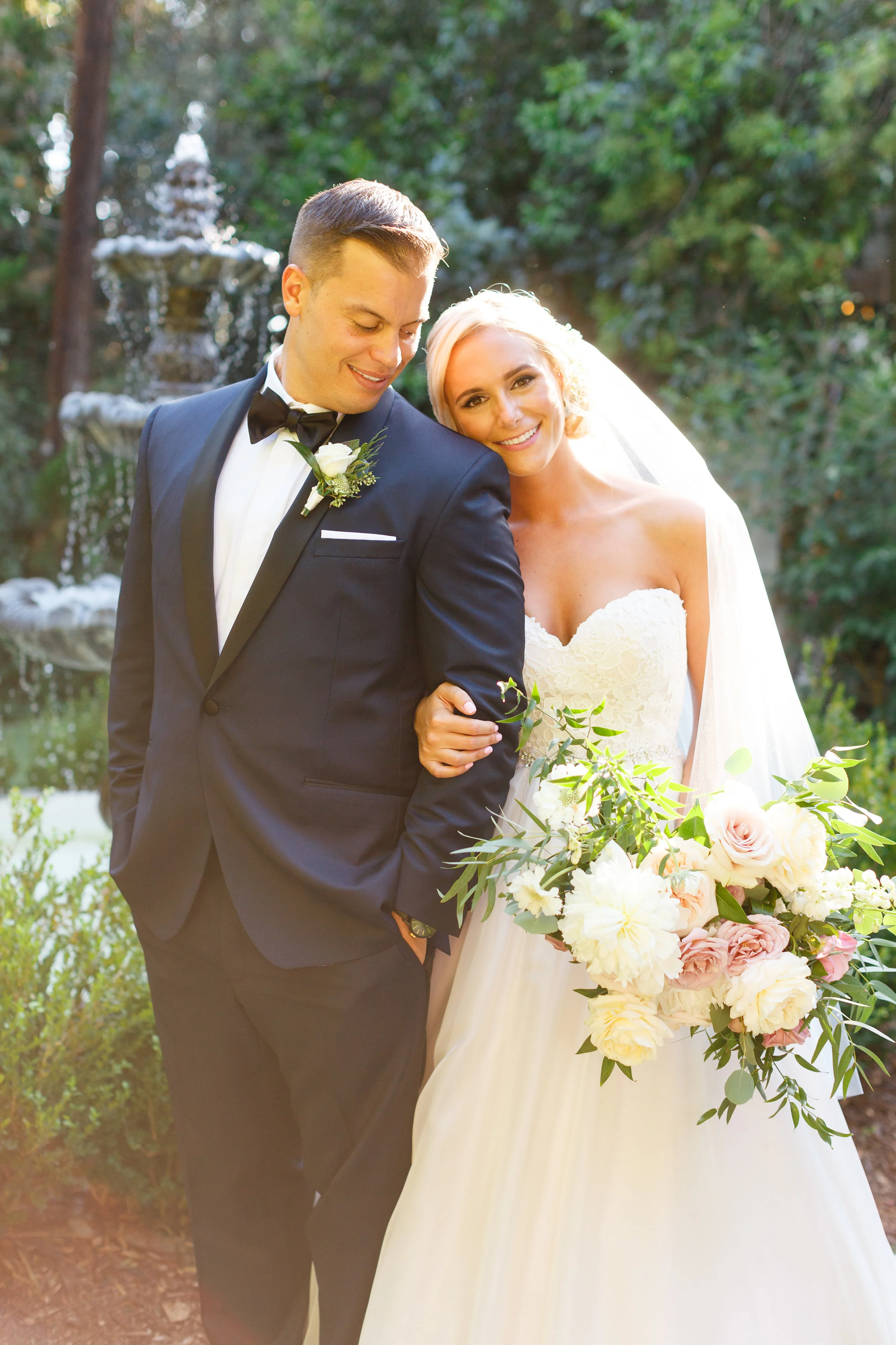 Romantic Bridal Bouquet 9.jpg