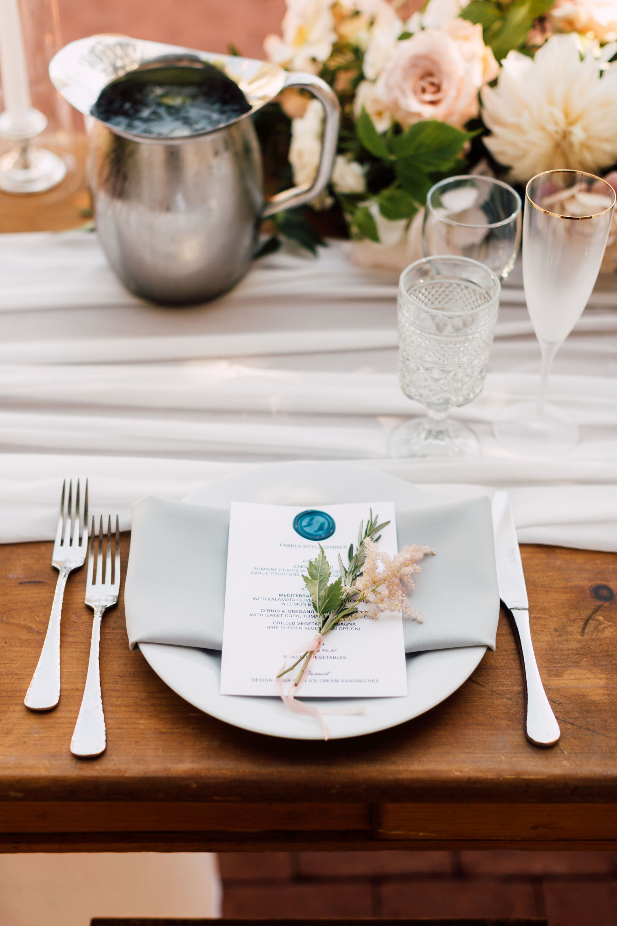 place setting flowers