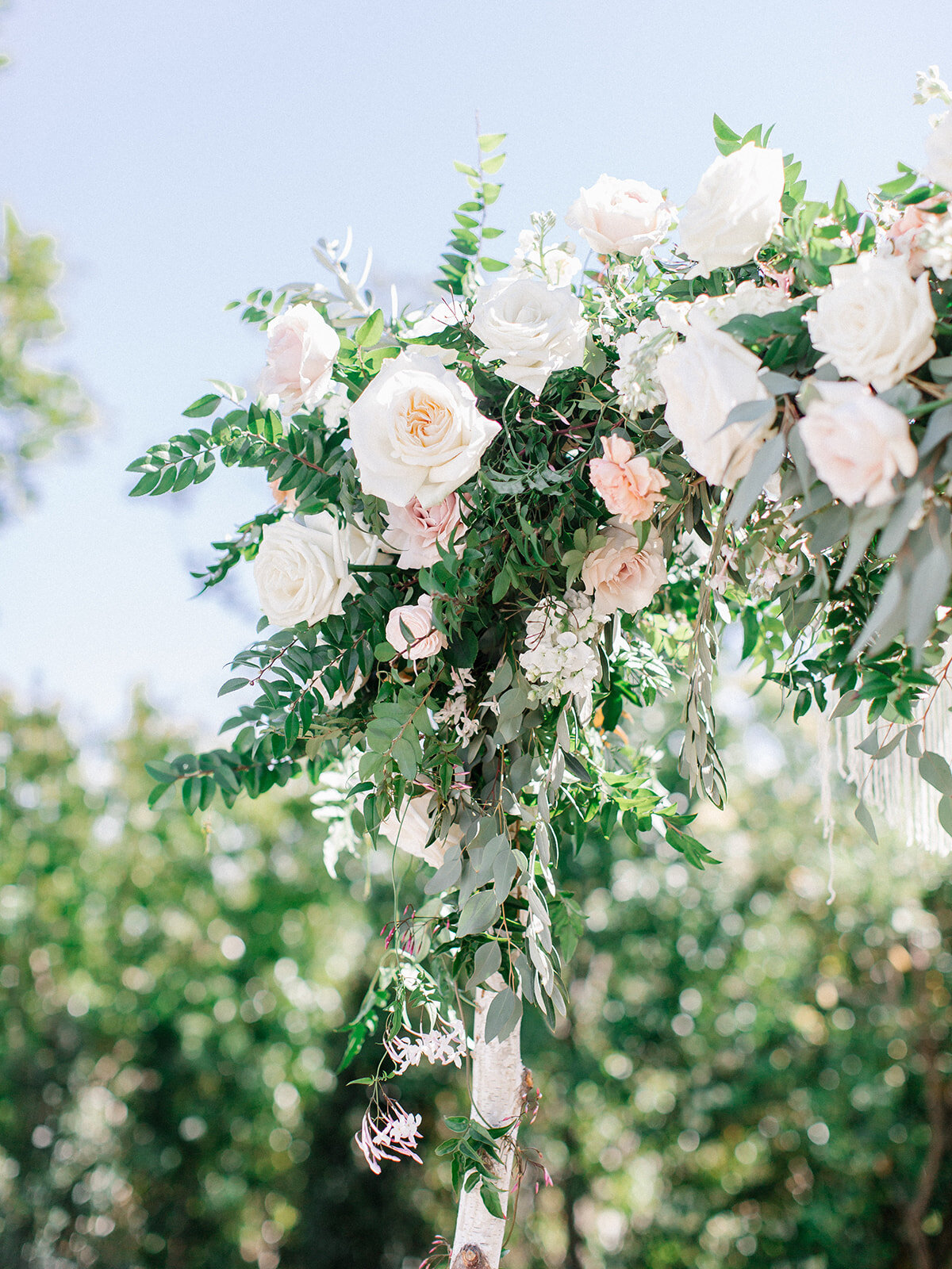 18 romantic arch flowers.jpg