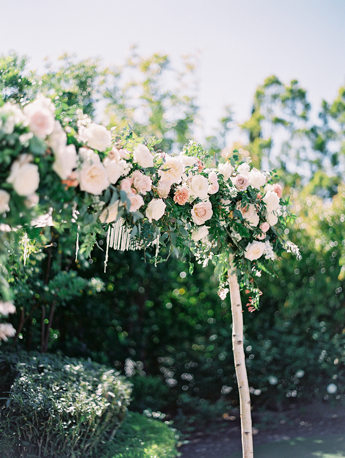 22 romantic blush arch flowers.jpg