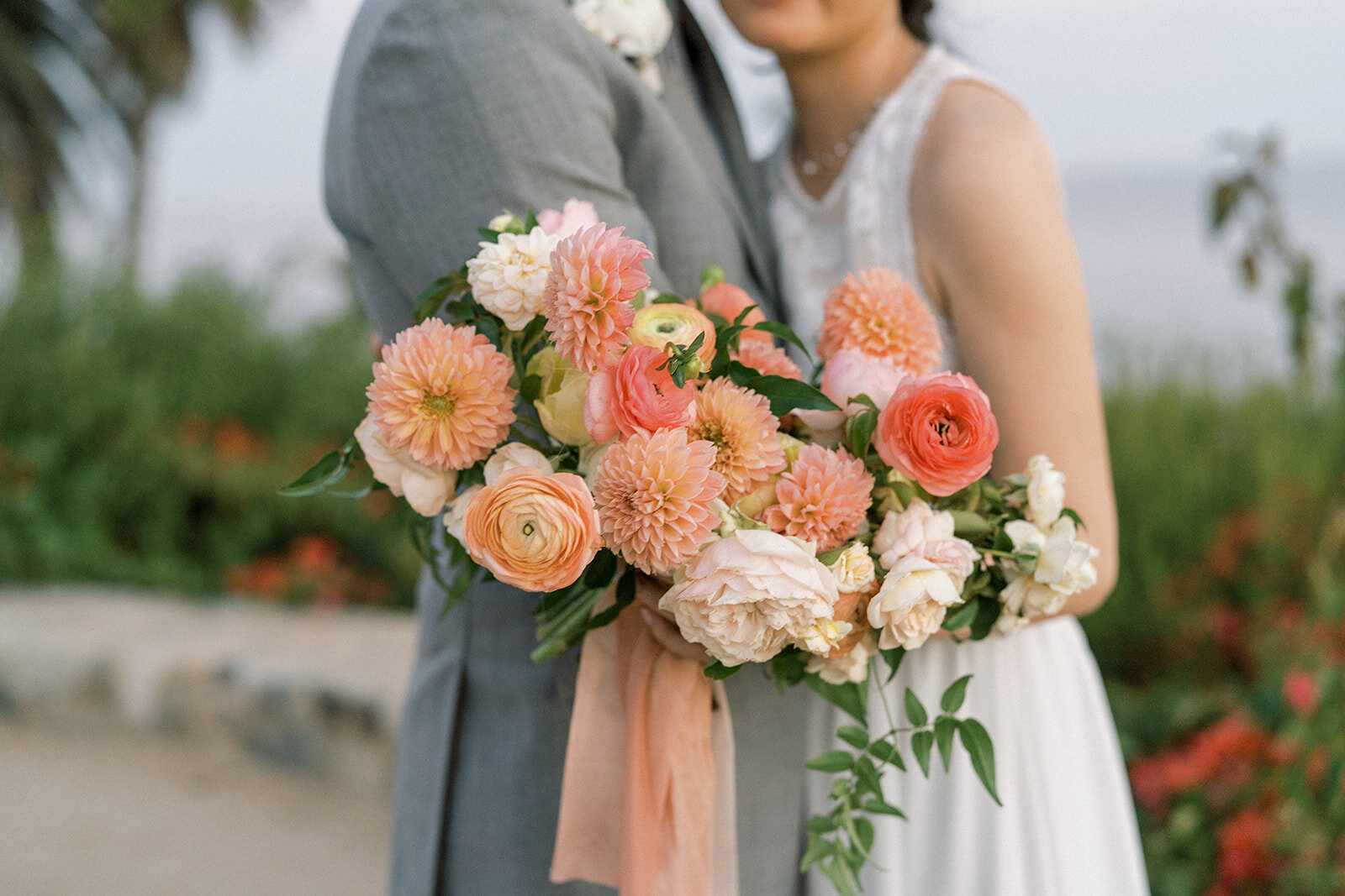 romantic coral bouquet.jpg