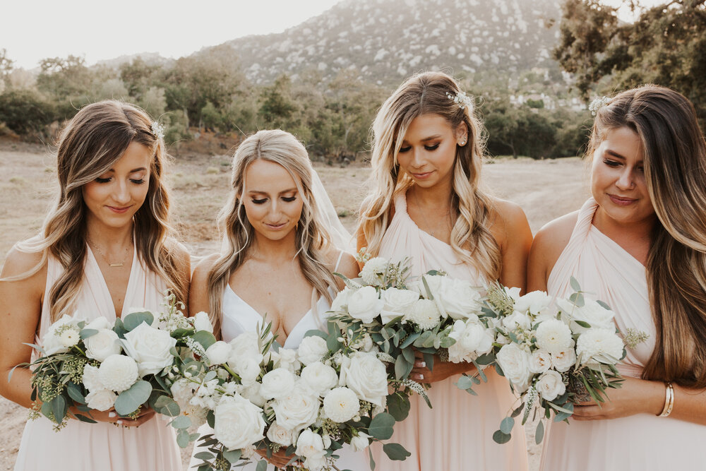 romantic white bridal bouquet.jpg